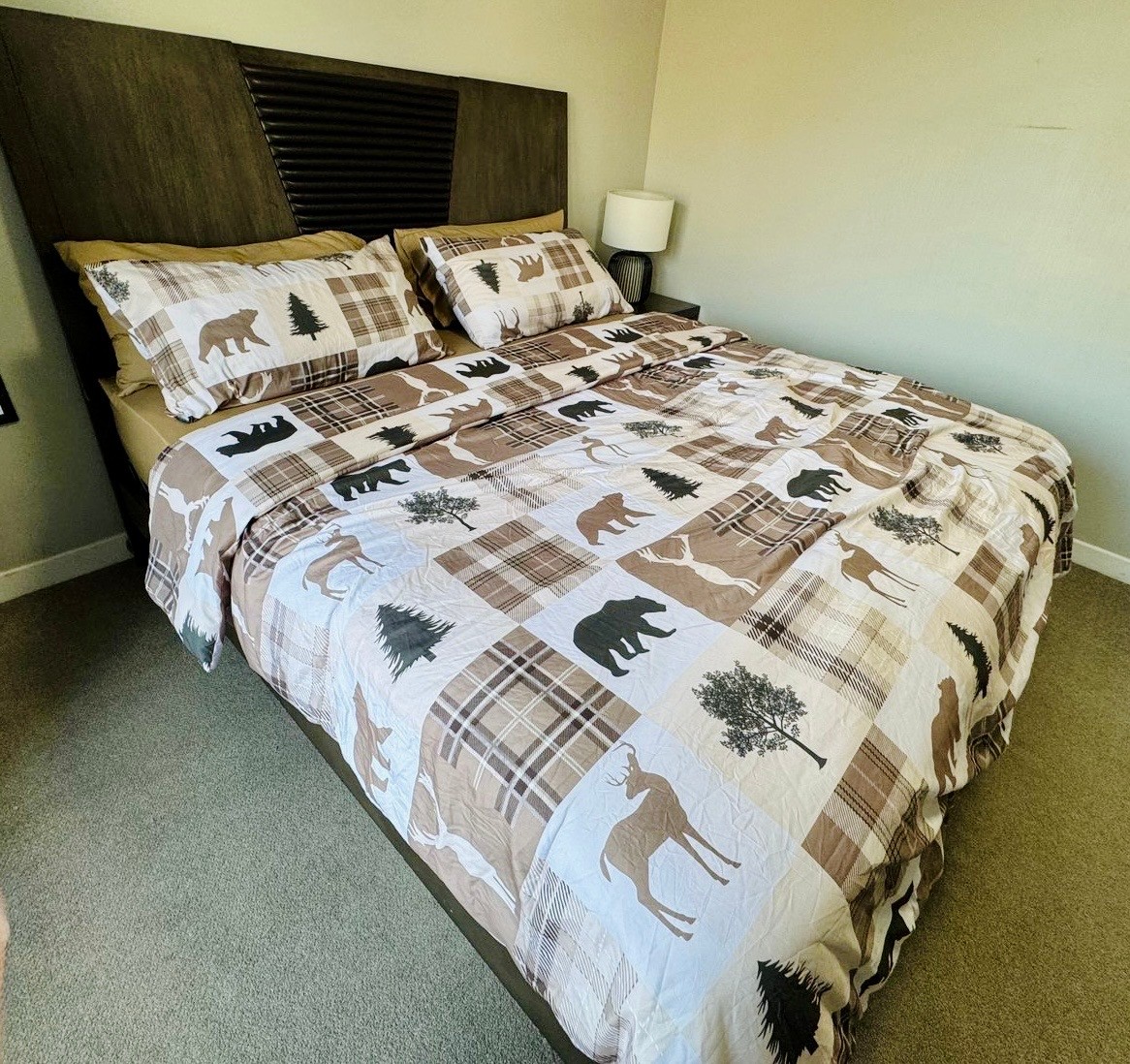 Stylish KING Size Bed & Mattress - photo 5