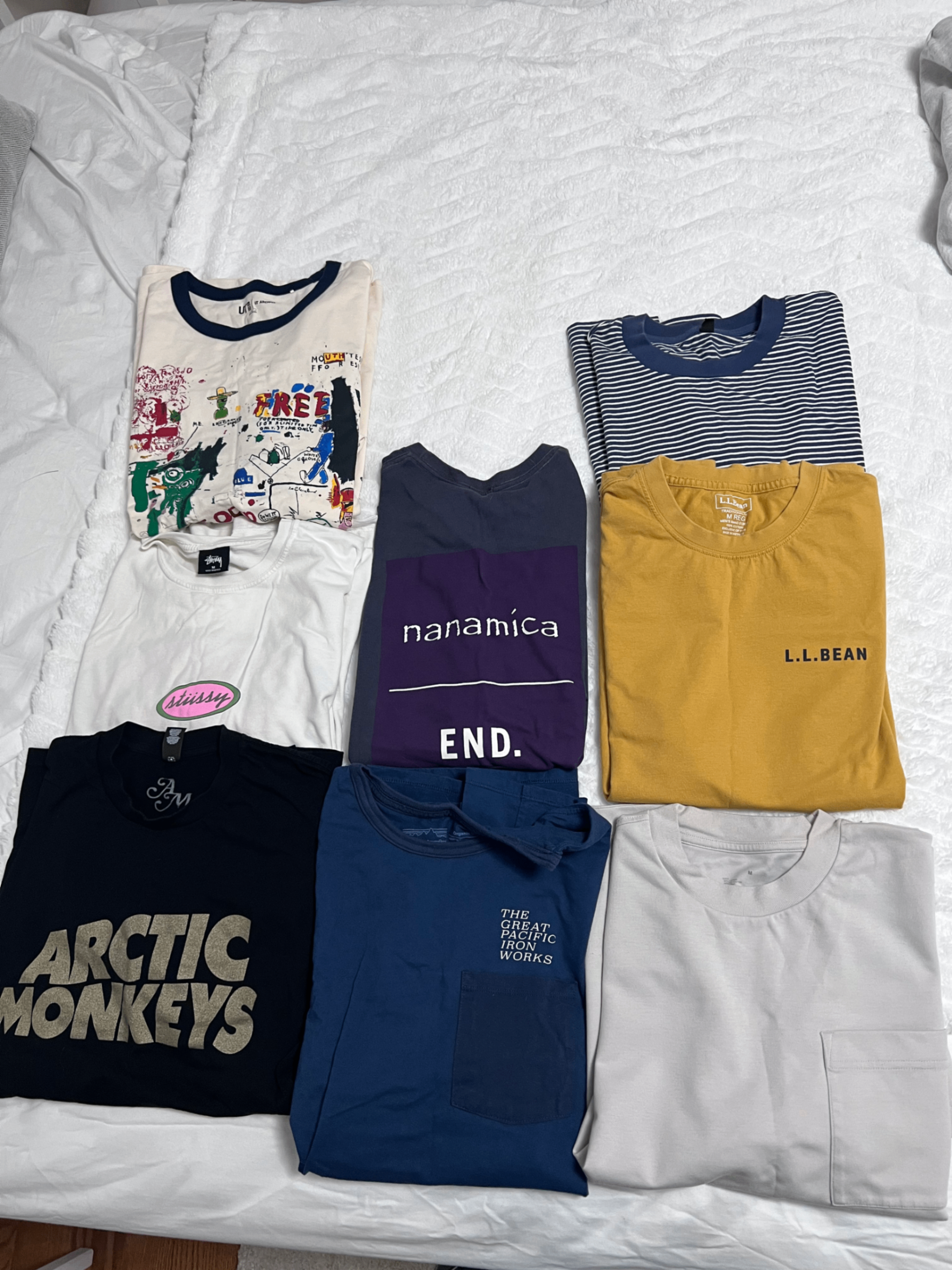 8 mens T-shirts (size Medium)