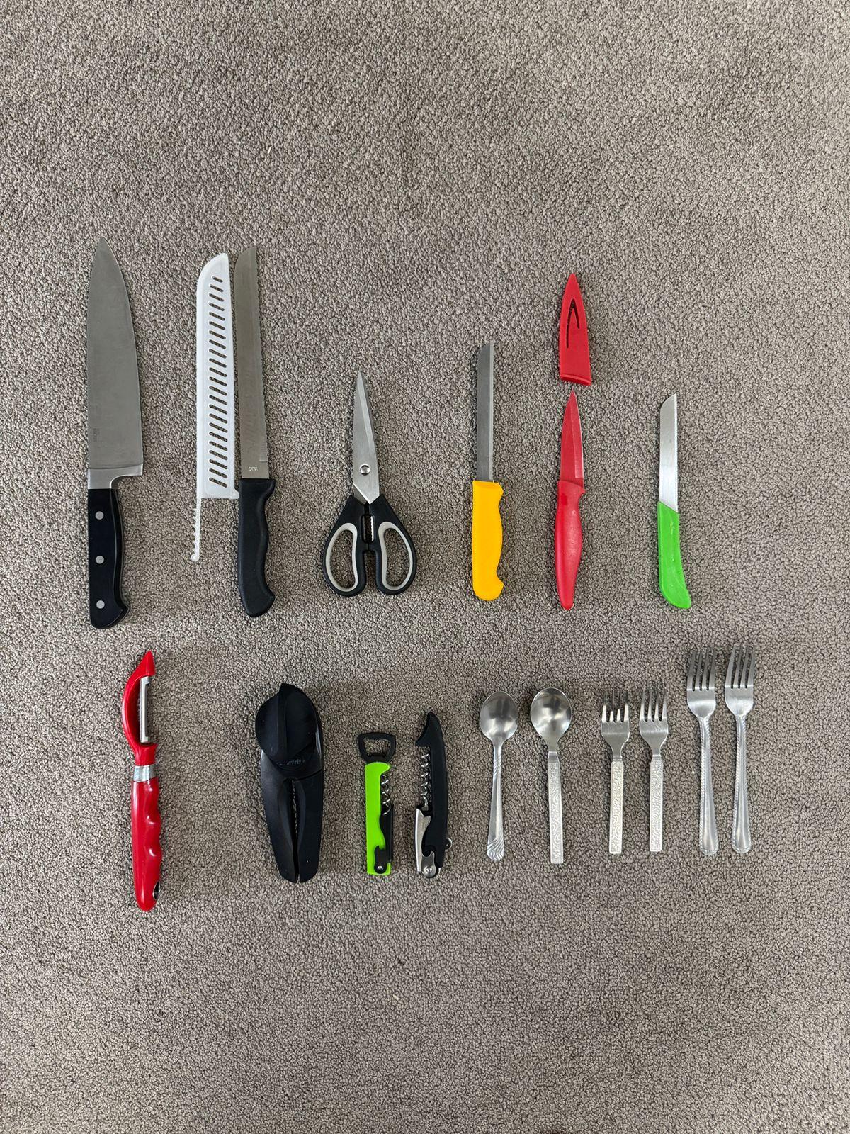 Kitchen Knife and Utensil Set - photo 2