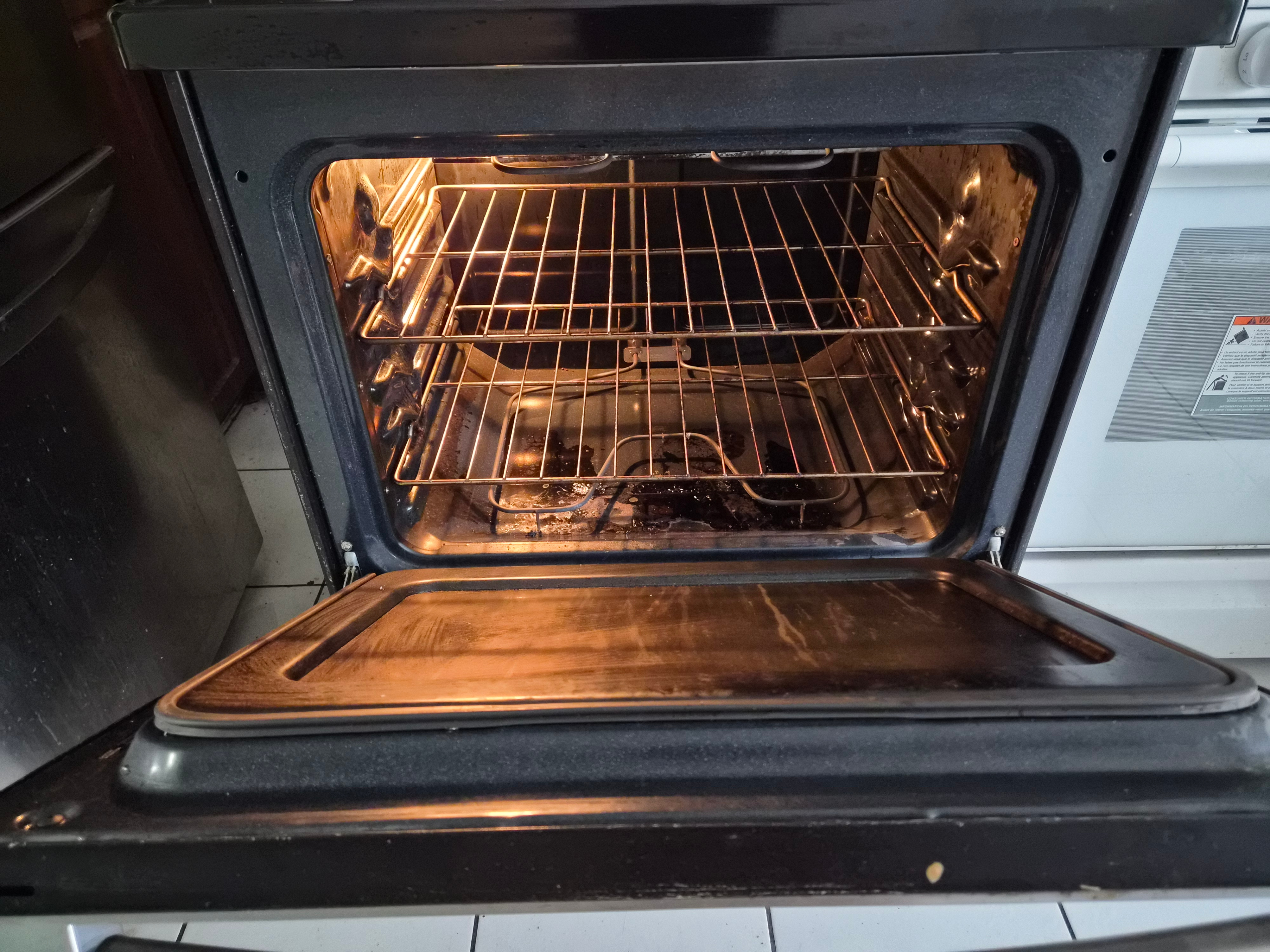 Insignia Electric Stove – $400 OBO - photo 5