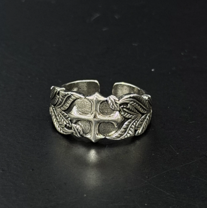 Adjustable Silver-Tone Ringa with Stars or Cross designs - photo 2