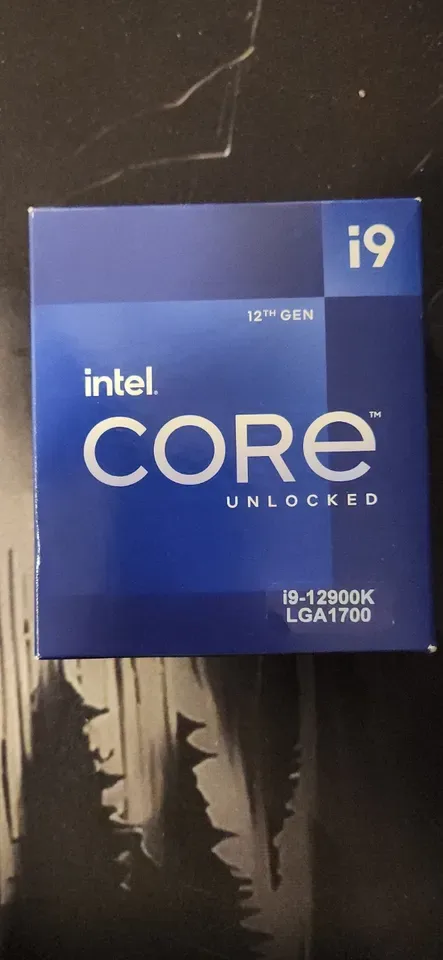 (trade) Core i9-12900K 16 (8P+8E) Cores. 24 Thread.up to 5.2 Ghz