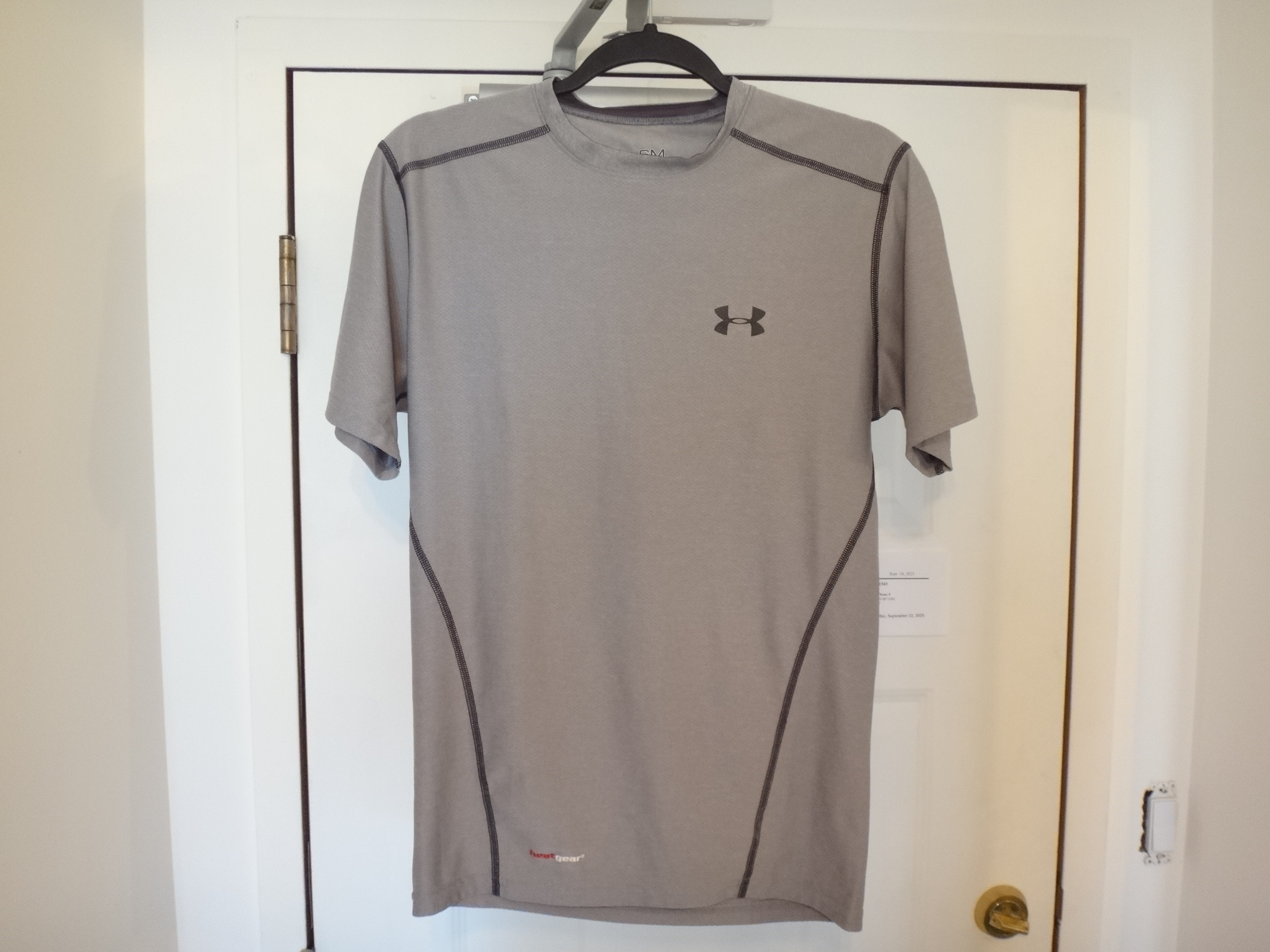 ✅👍🆕UNDER ARMOUR made in USA 🇺🇸♂️Small FITTED heatgear T-Shirt