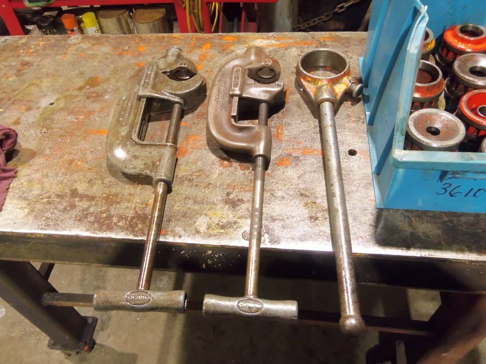 1/2" to 2" Manual Rigid Pipe Threader