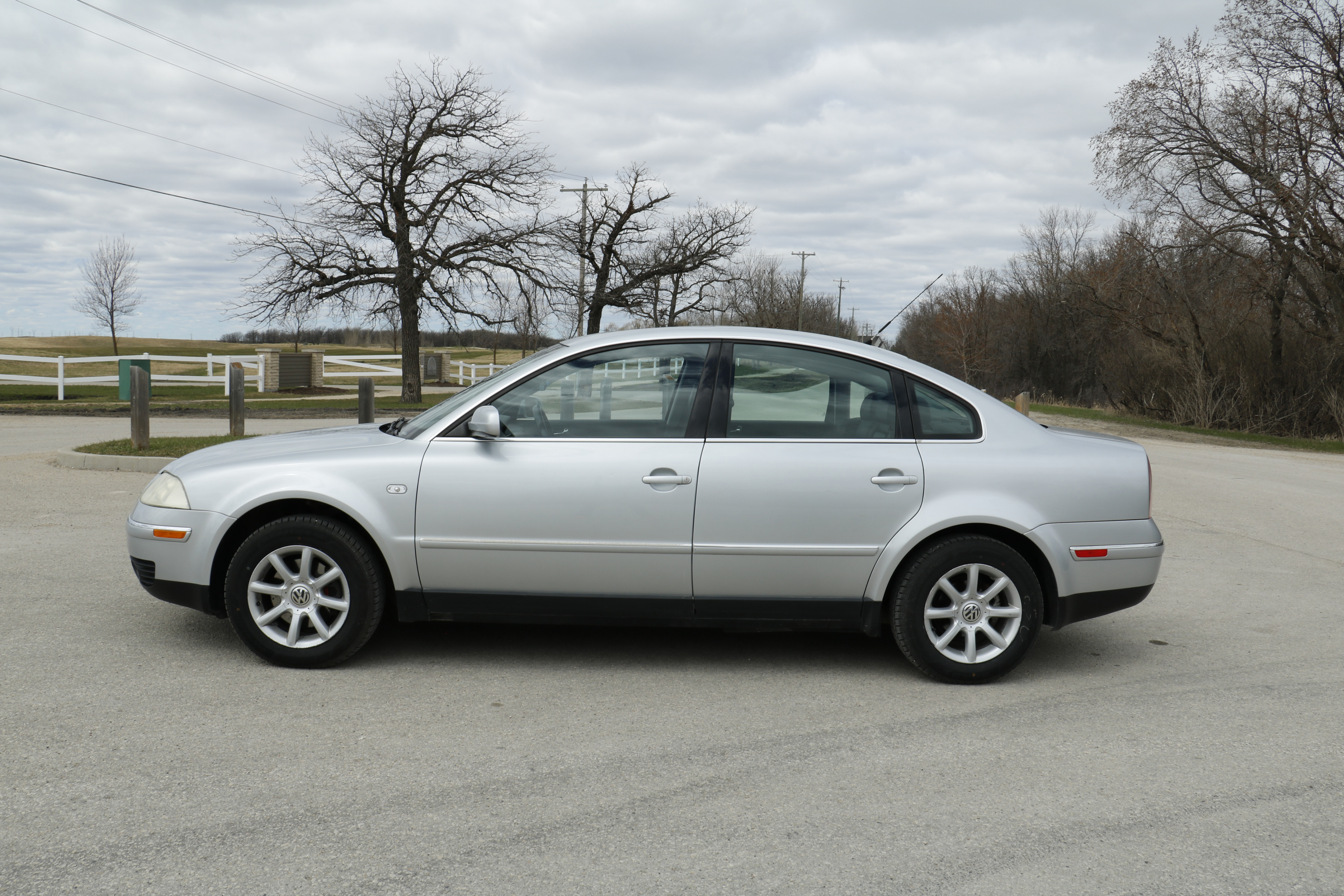 2004 Volkswagen Passat GLS - photo 2