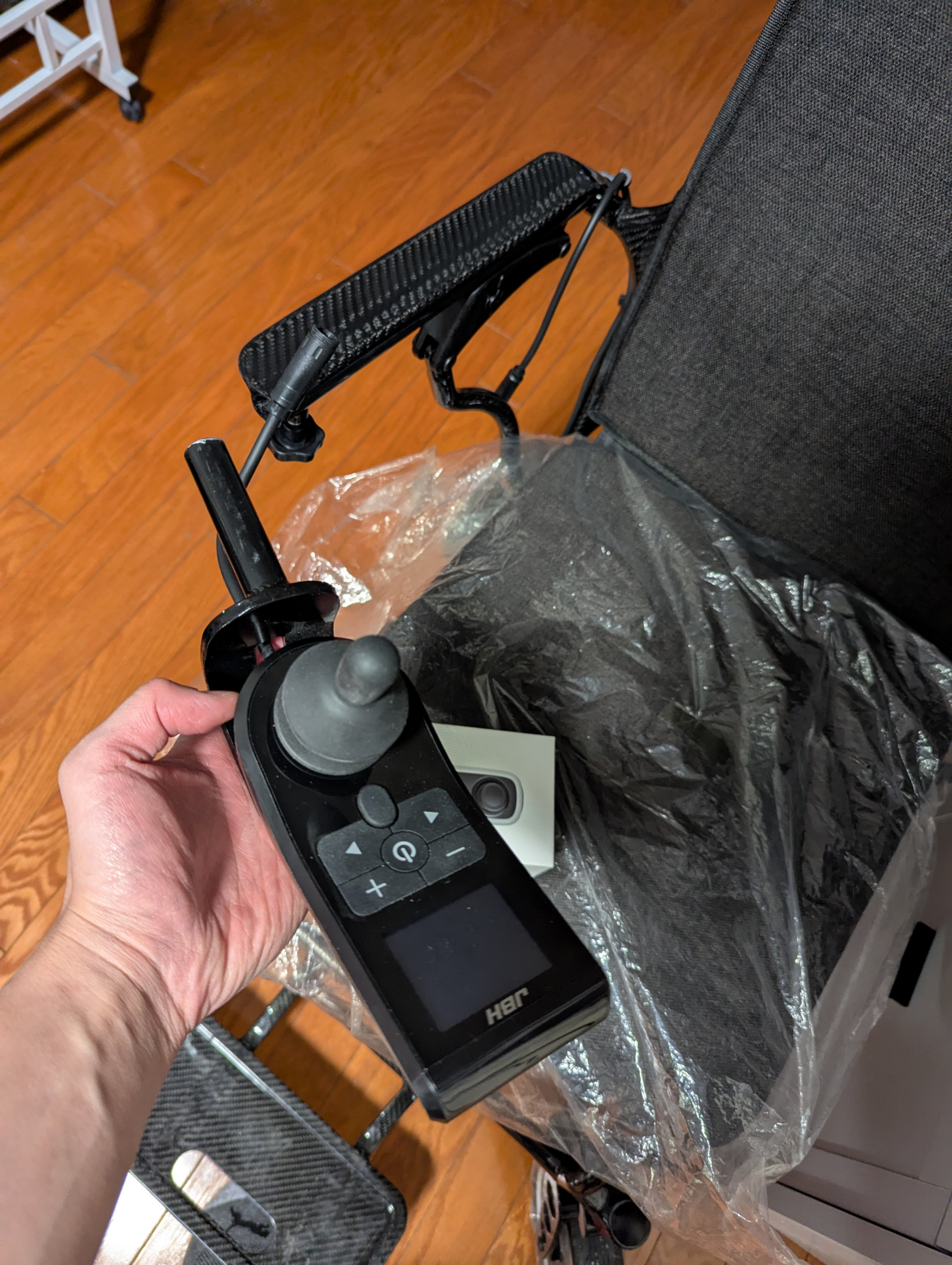 JBH DC02 Portable Power Wheelchair - photo 4