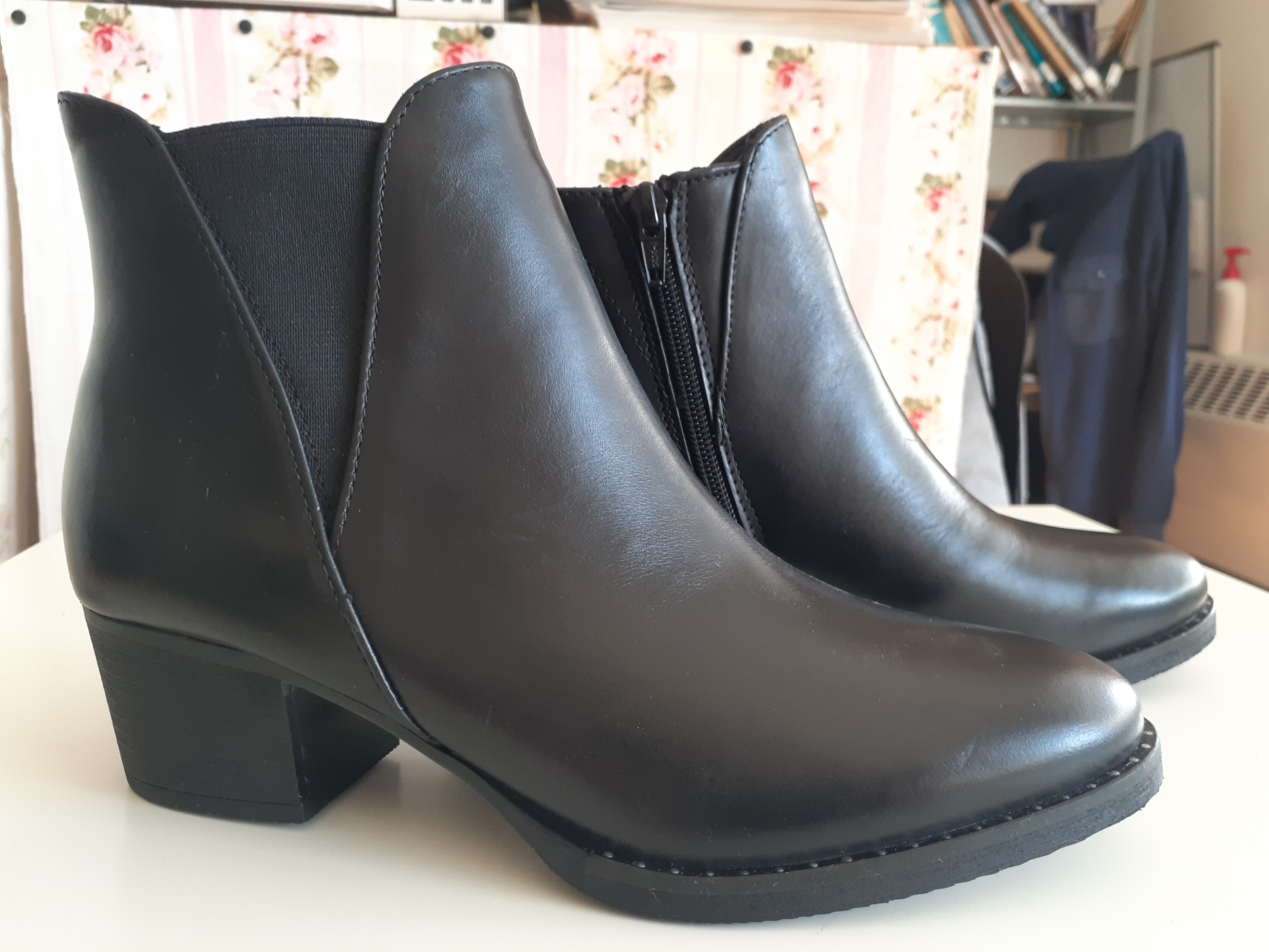 Black Waterproof Ankle Boots - photo 5