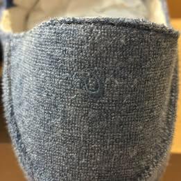 New in box Olukai Nohea Hulu Women's Navy Slippers Size 9 - photo 3