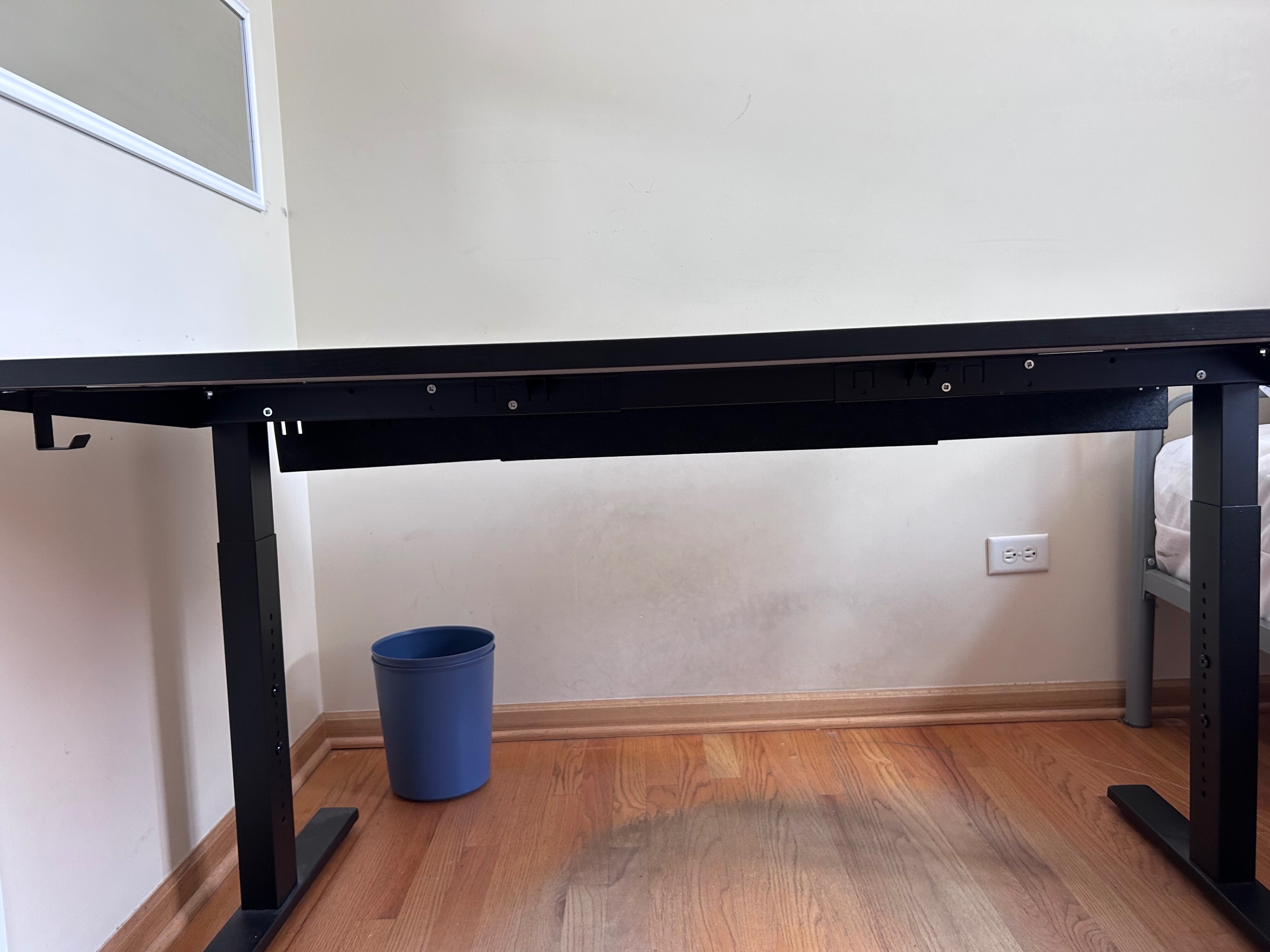 Gaming/studying (big) desk - photo 3