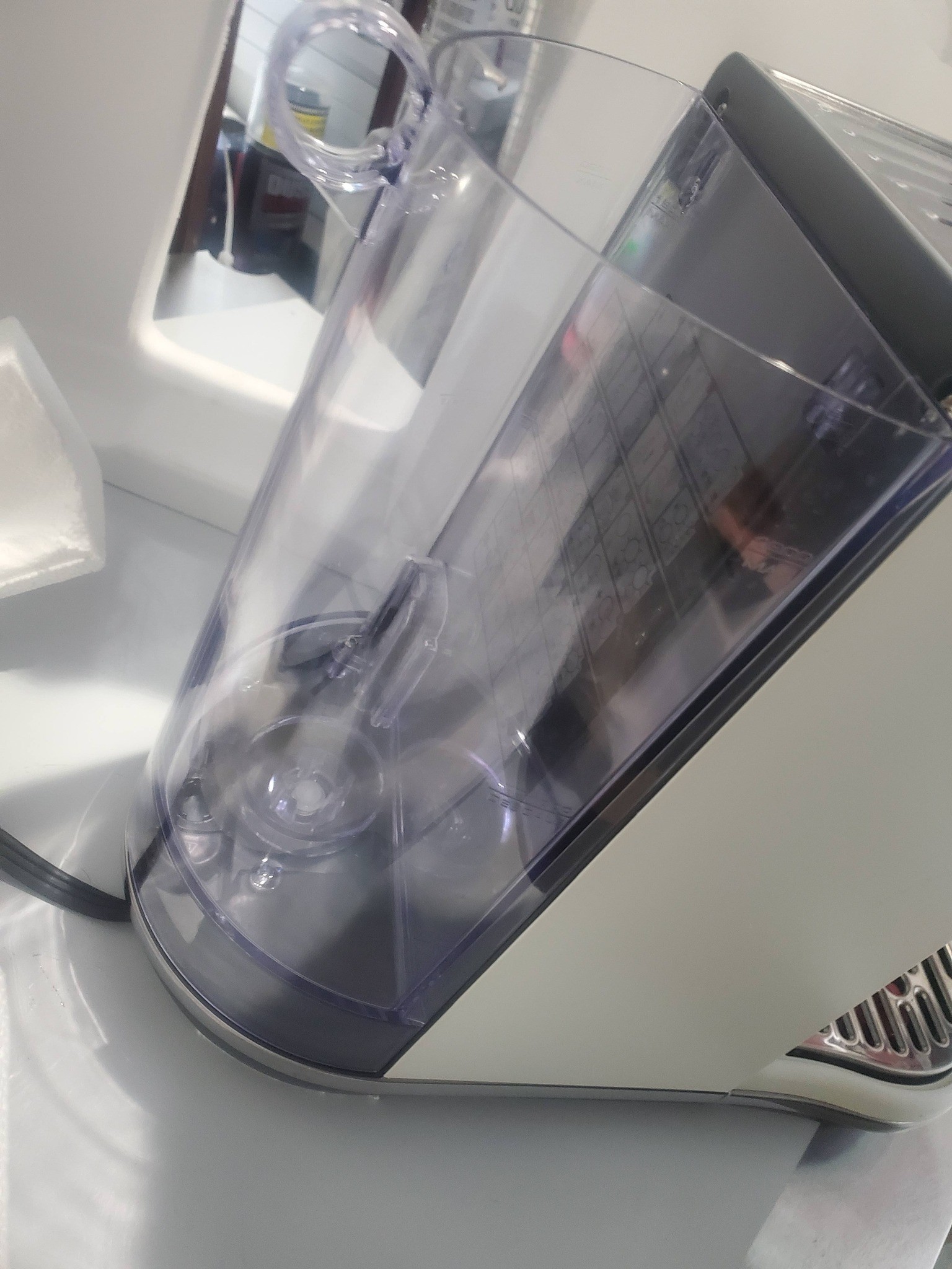 Breville The Bambino Plus – Espresso Machine w/ Auto Milk - photo 5