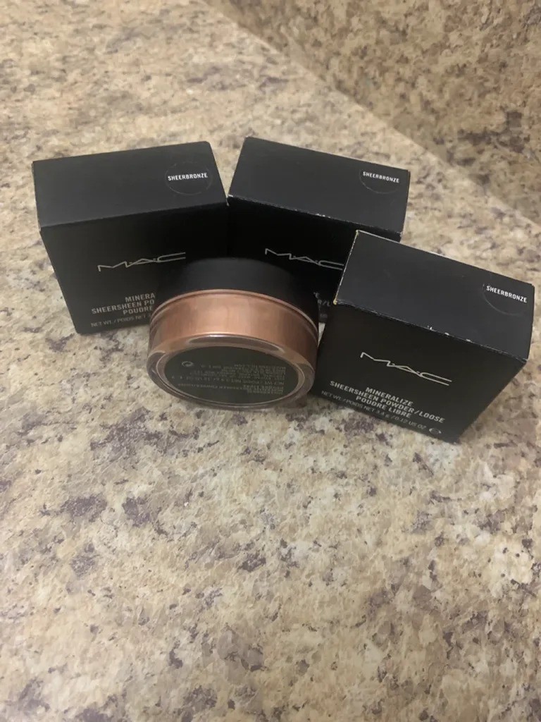 RARE MAC Mineralize Sheersheen Powder - SHEERBRONZE (New)