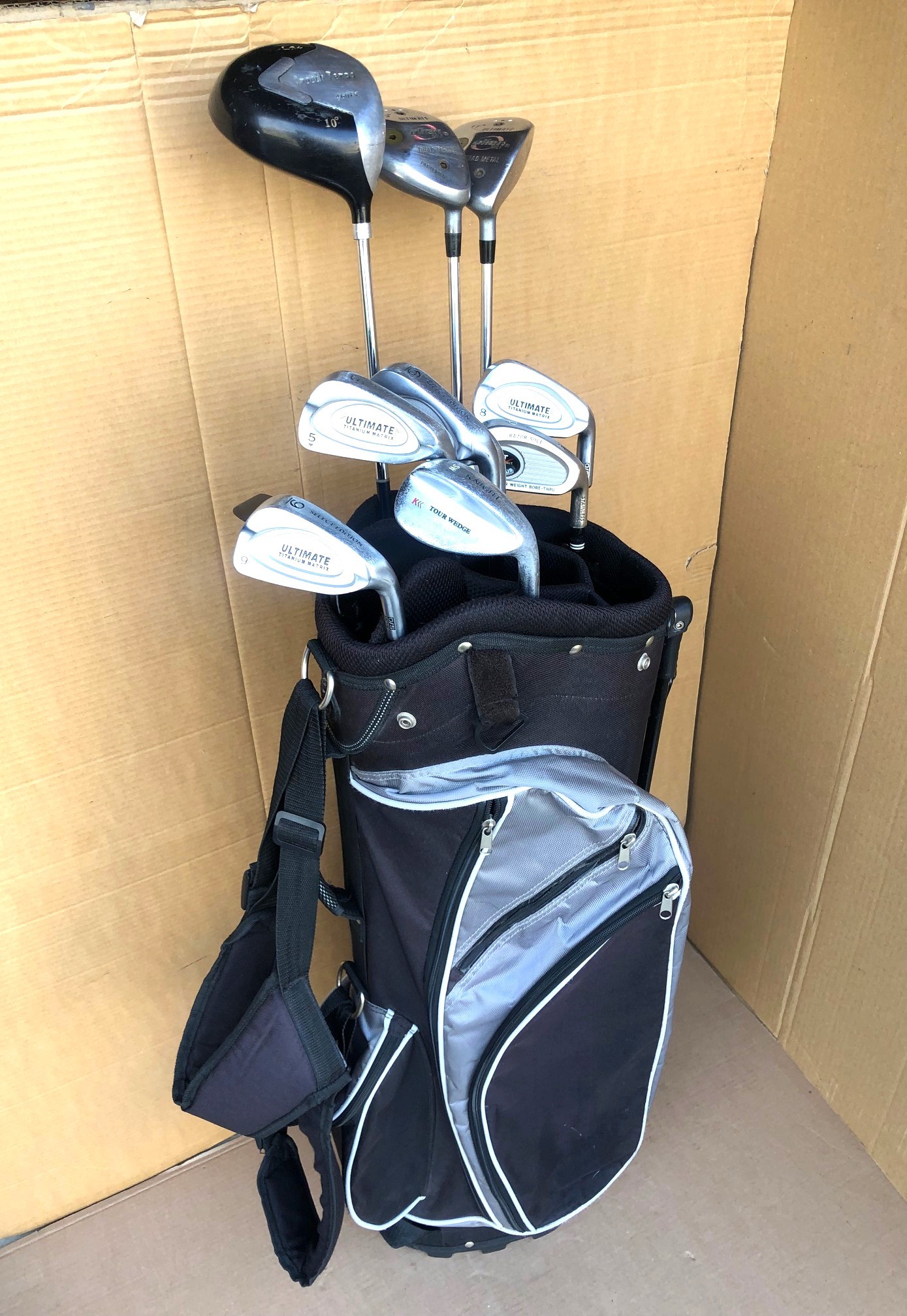 Golf clubs & golf bag – complete set - right hand