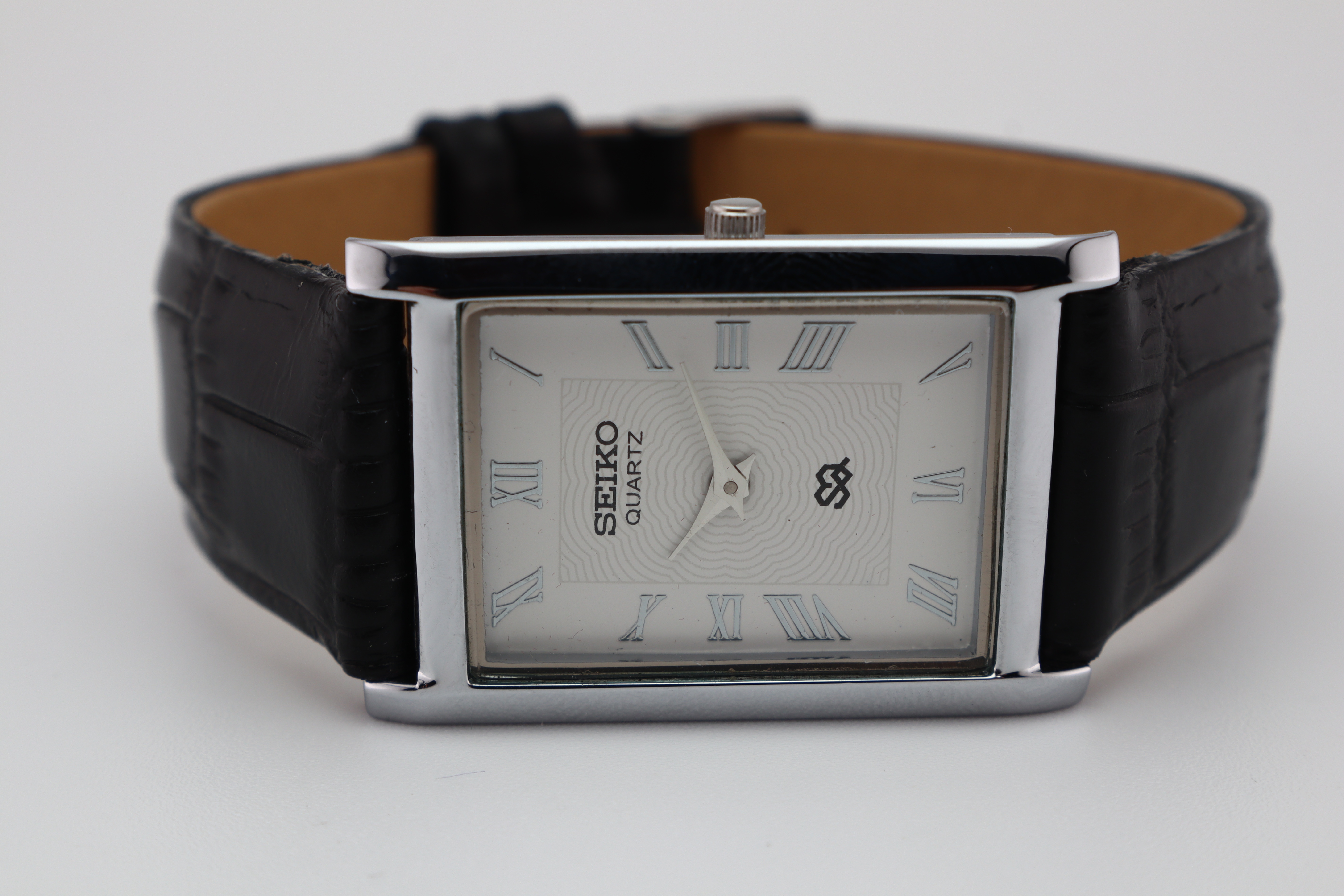Refurbished Vintage Slim Tank Men’s Watch - photo 4