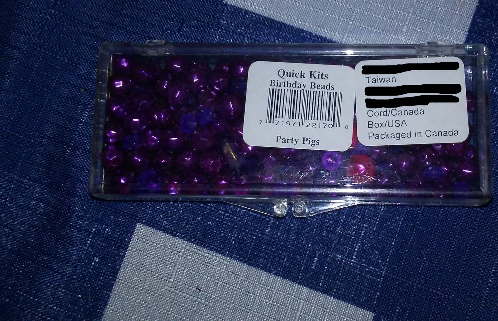 Container of Beads (Purple Mixed)