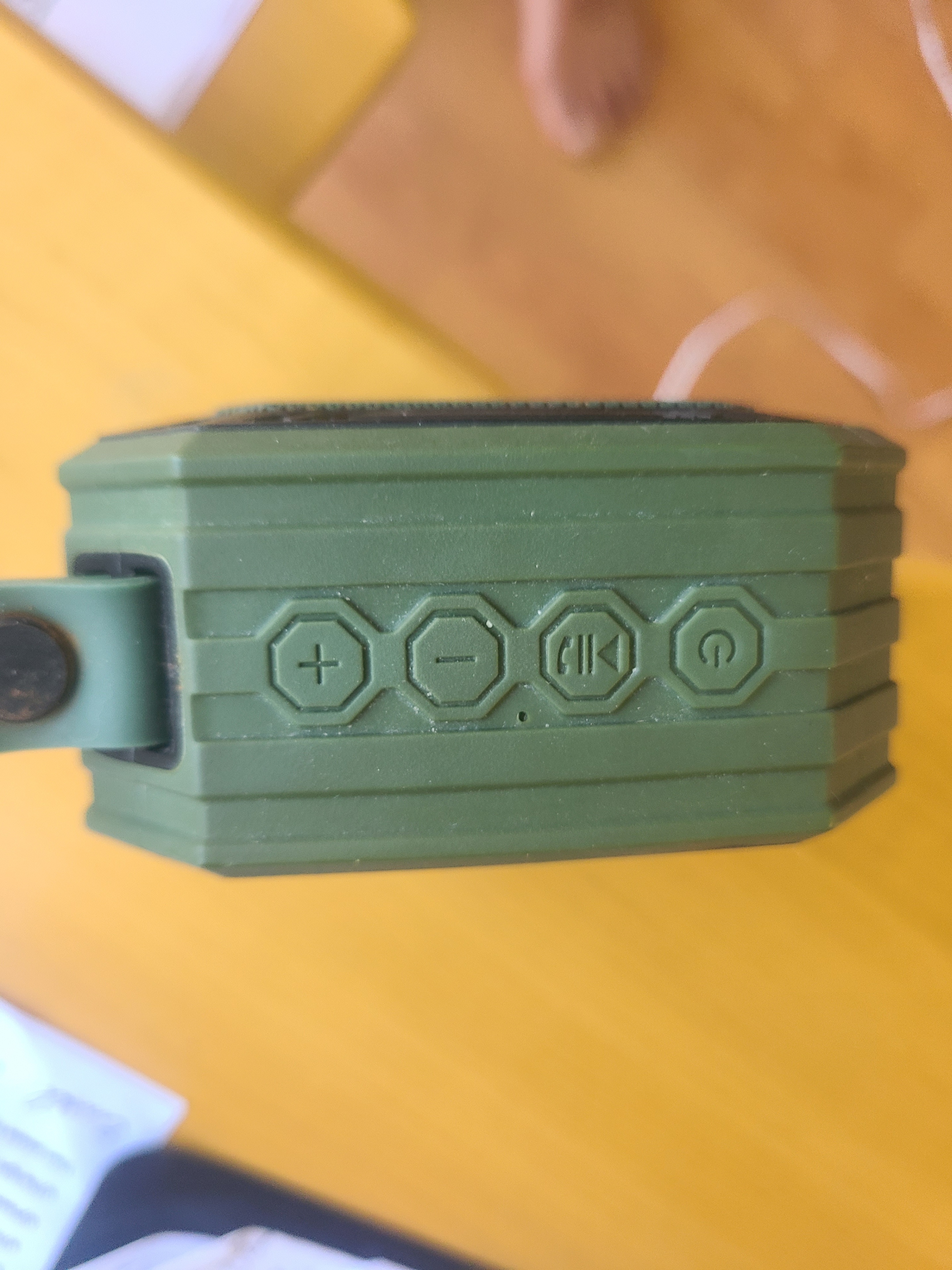 MIXC MAX WATERPROOF WIRELESS BLUETOOTH SPEAKER - photo 5