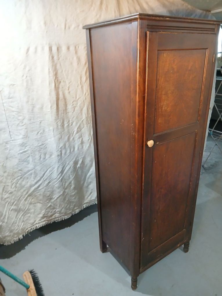 Vintage Solid Wood Wardrobe - photo 2
