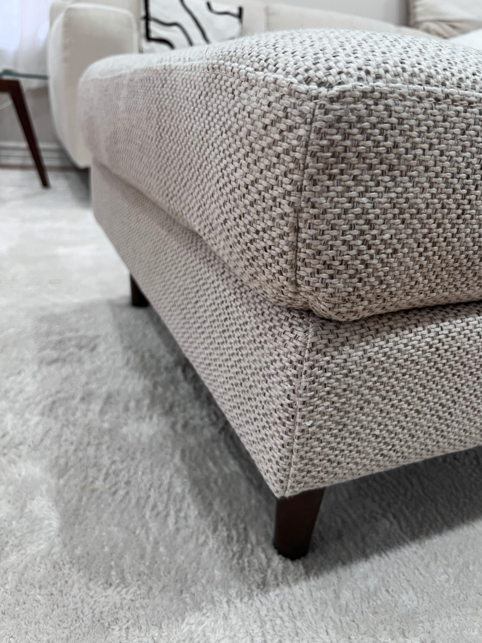 Structube Grey Ottoman with Walnut legs - photo 4