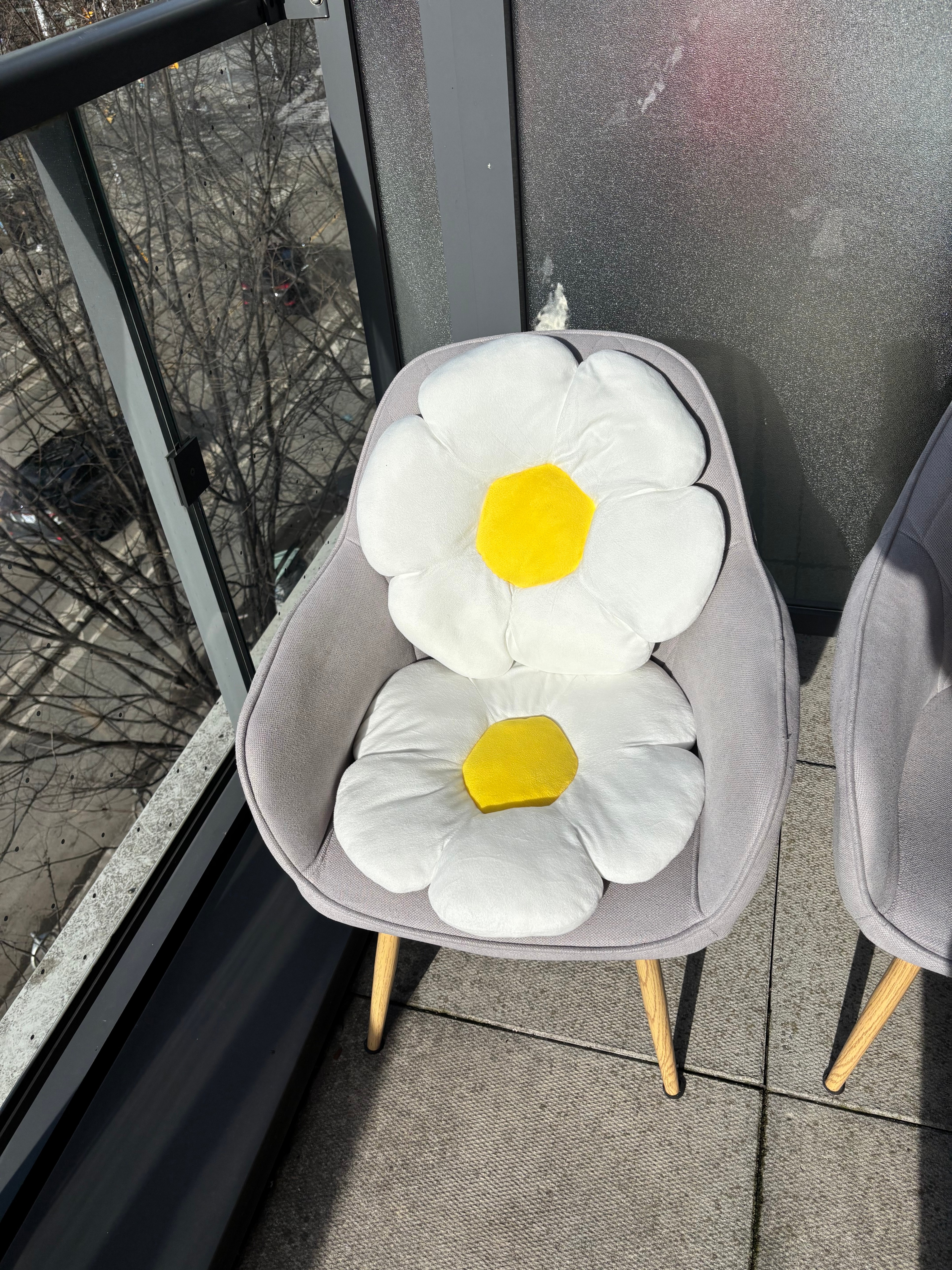 Set of 2 Modern Grey Upholstered Chairs + Cute Daisy Cushions! - photo 2
