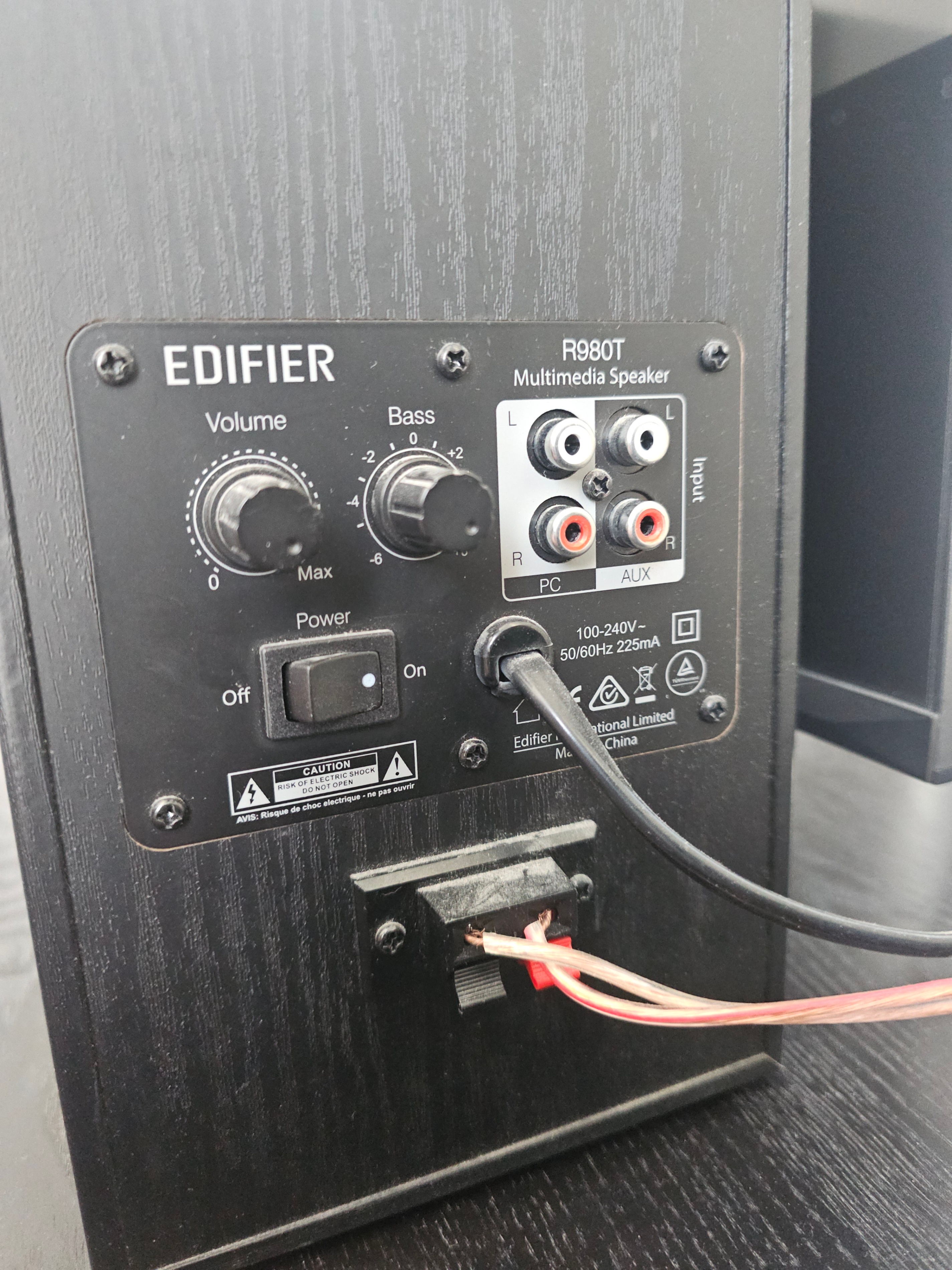 Edifier R980T 4" Multimedia Powered Monitor Speakers - photo 3