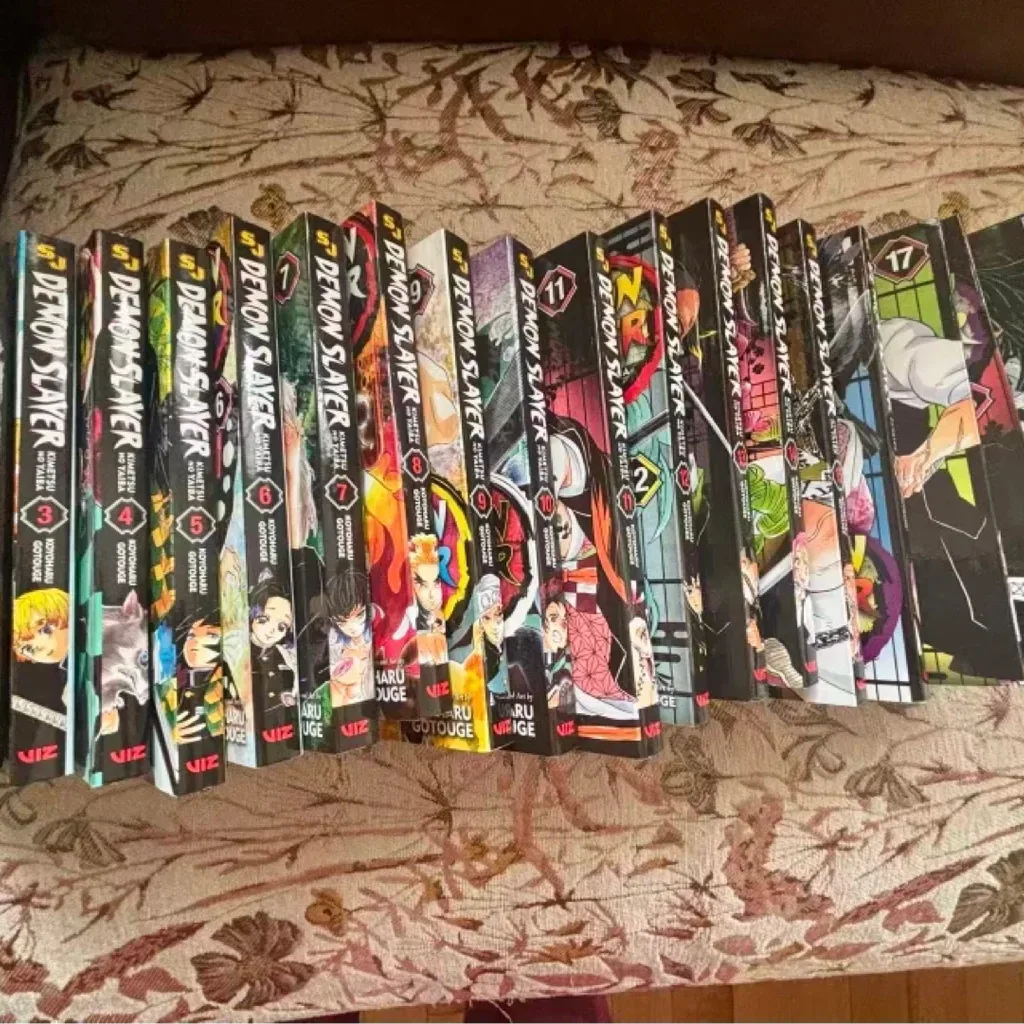MANGA SHELF CLEAROUT!!! - photo 2