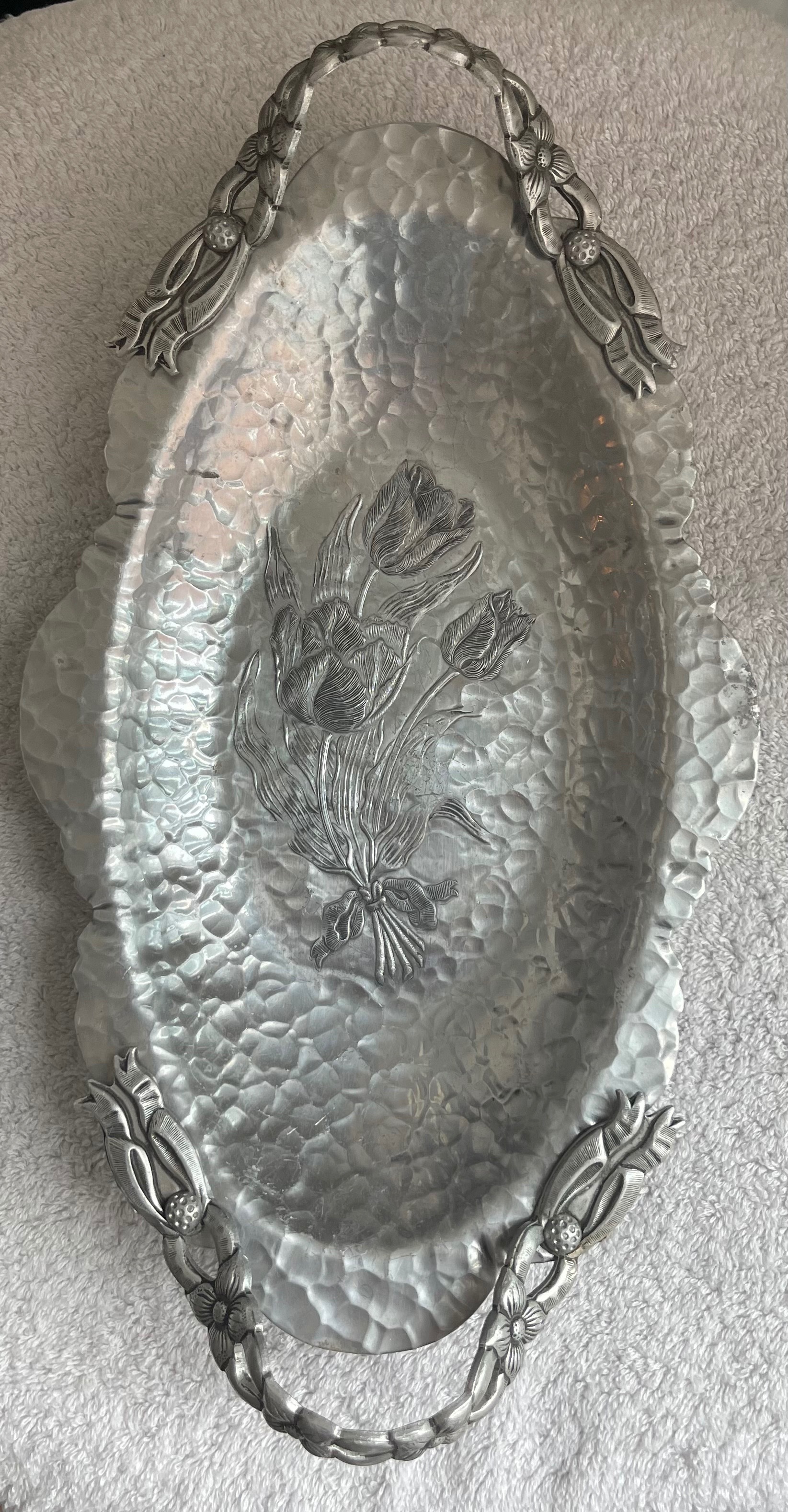Large 14" Vintage Rodney Kent Tulip Aluminum Tray #404 - photo 2