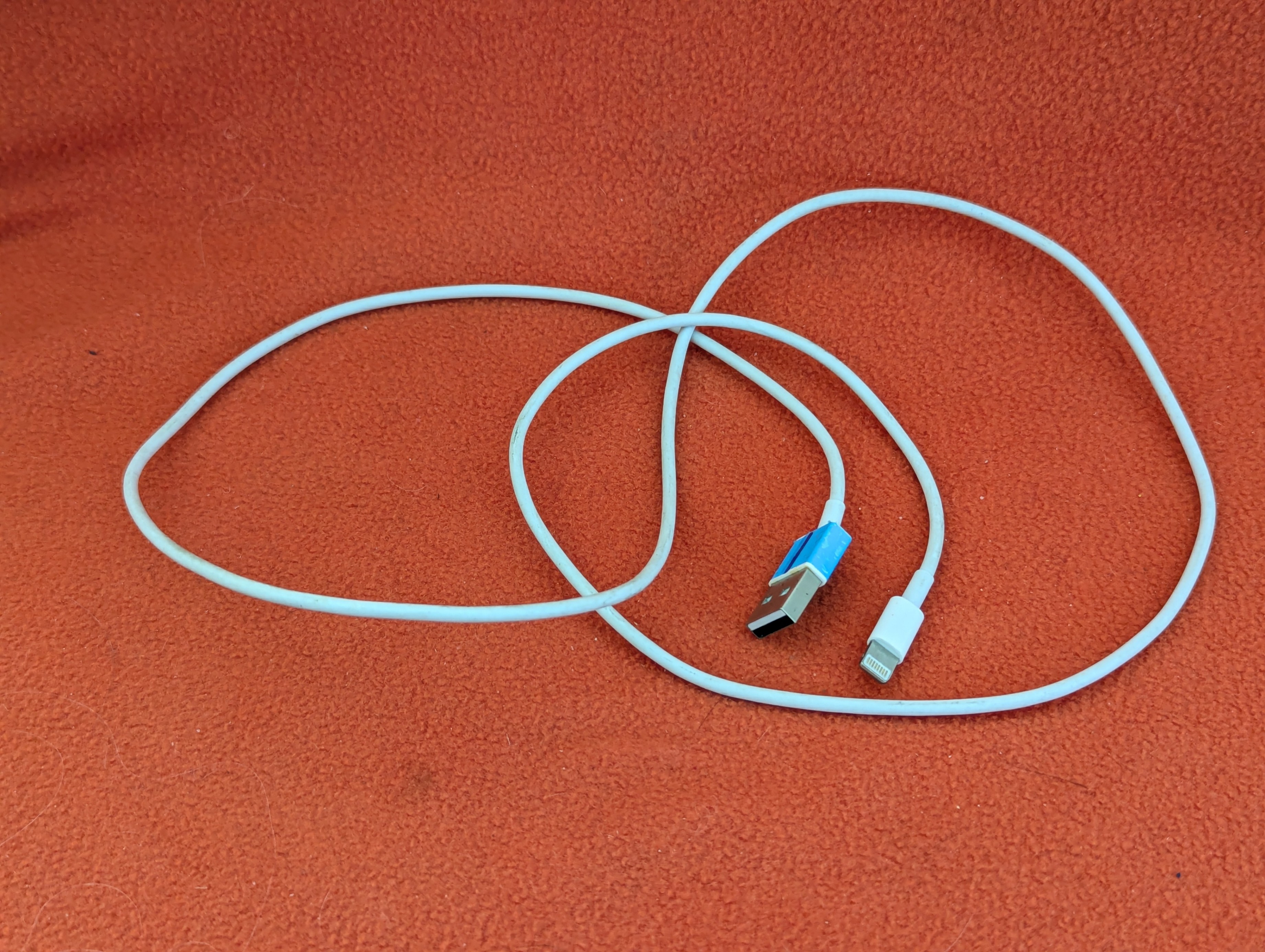 Two 3-foot type A USB to lightning cables - photo 3