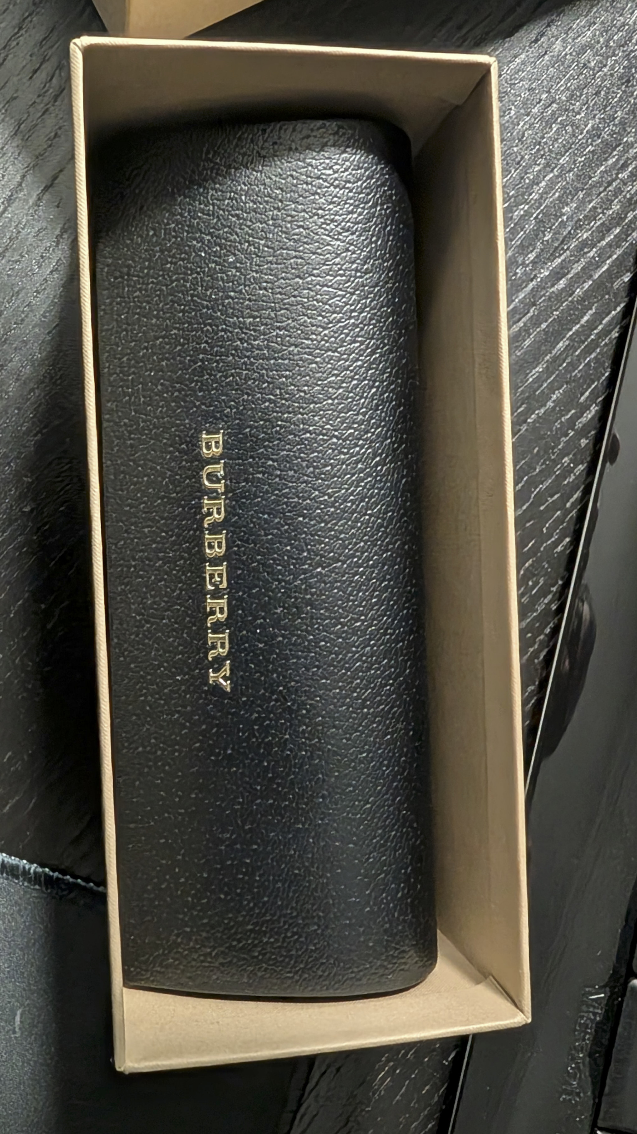 Burberry B4201 Sunglasses - photo 2