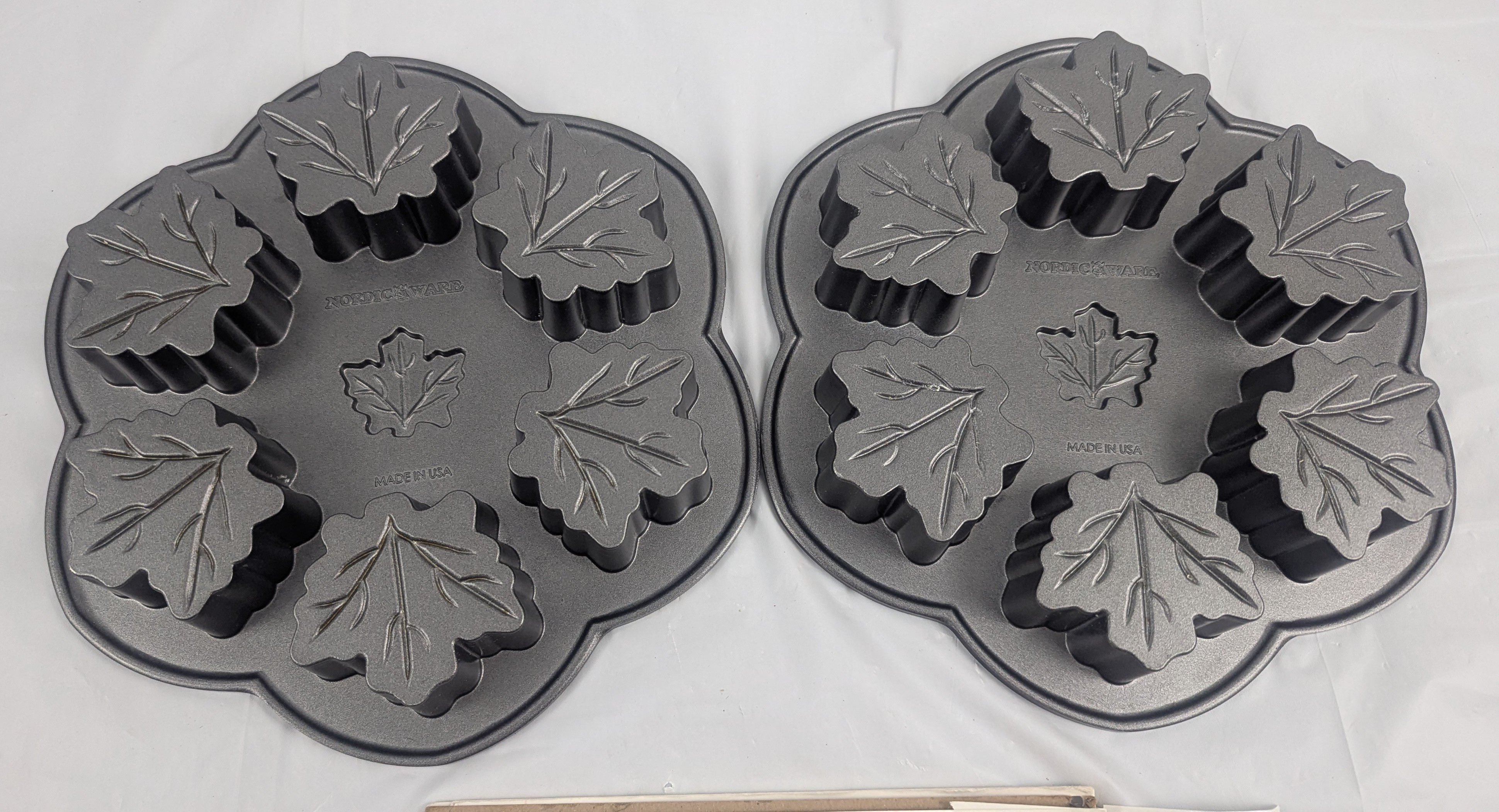 Nordic Ware Cast Aluminum Autumn Fall Maple Leaf Nonstick Pan - photo 2