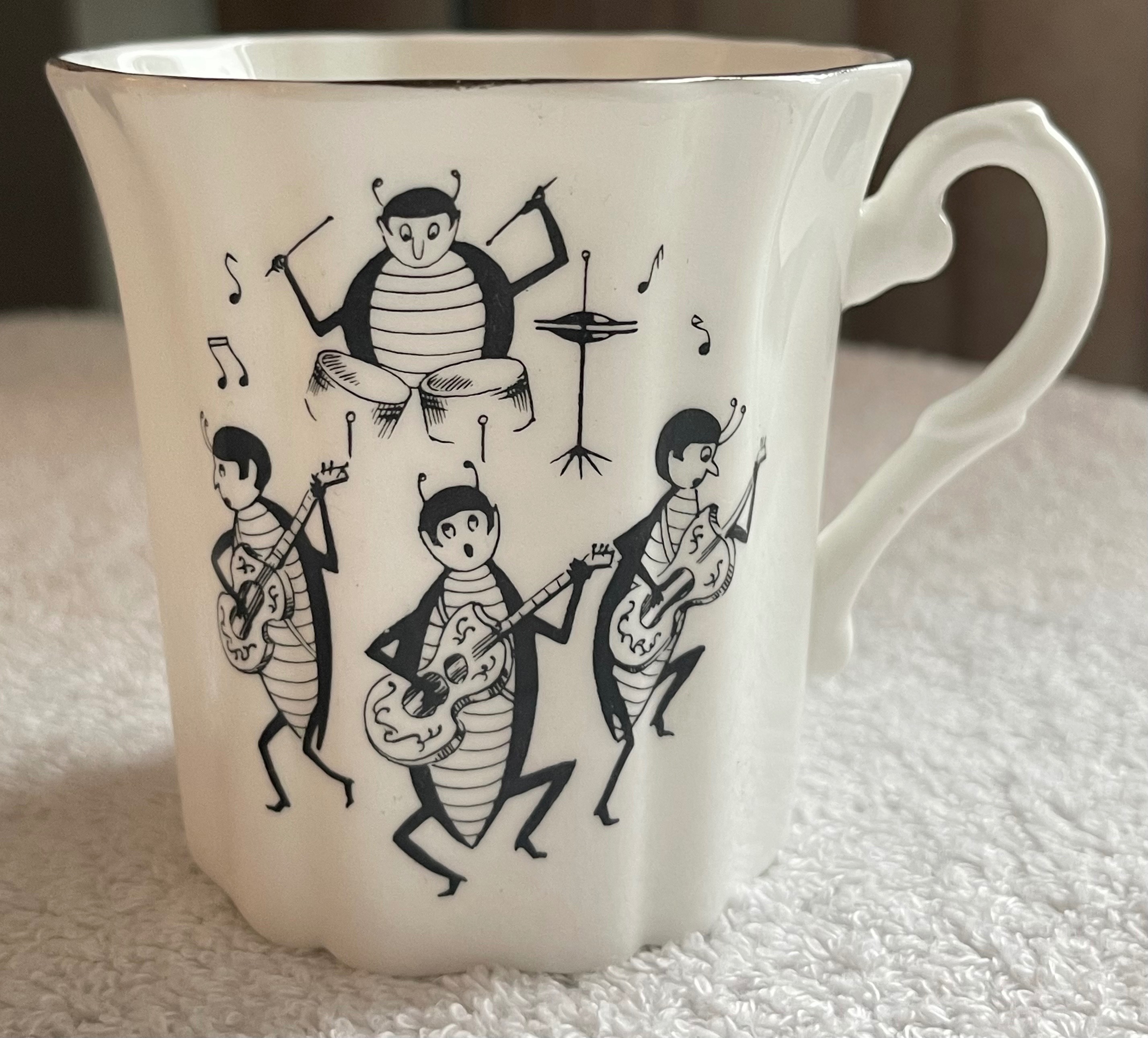 Rare 1960s "Musical Beetles" Royal Grafton English Mugs (Pair) - photo 4