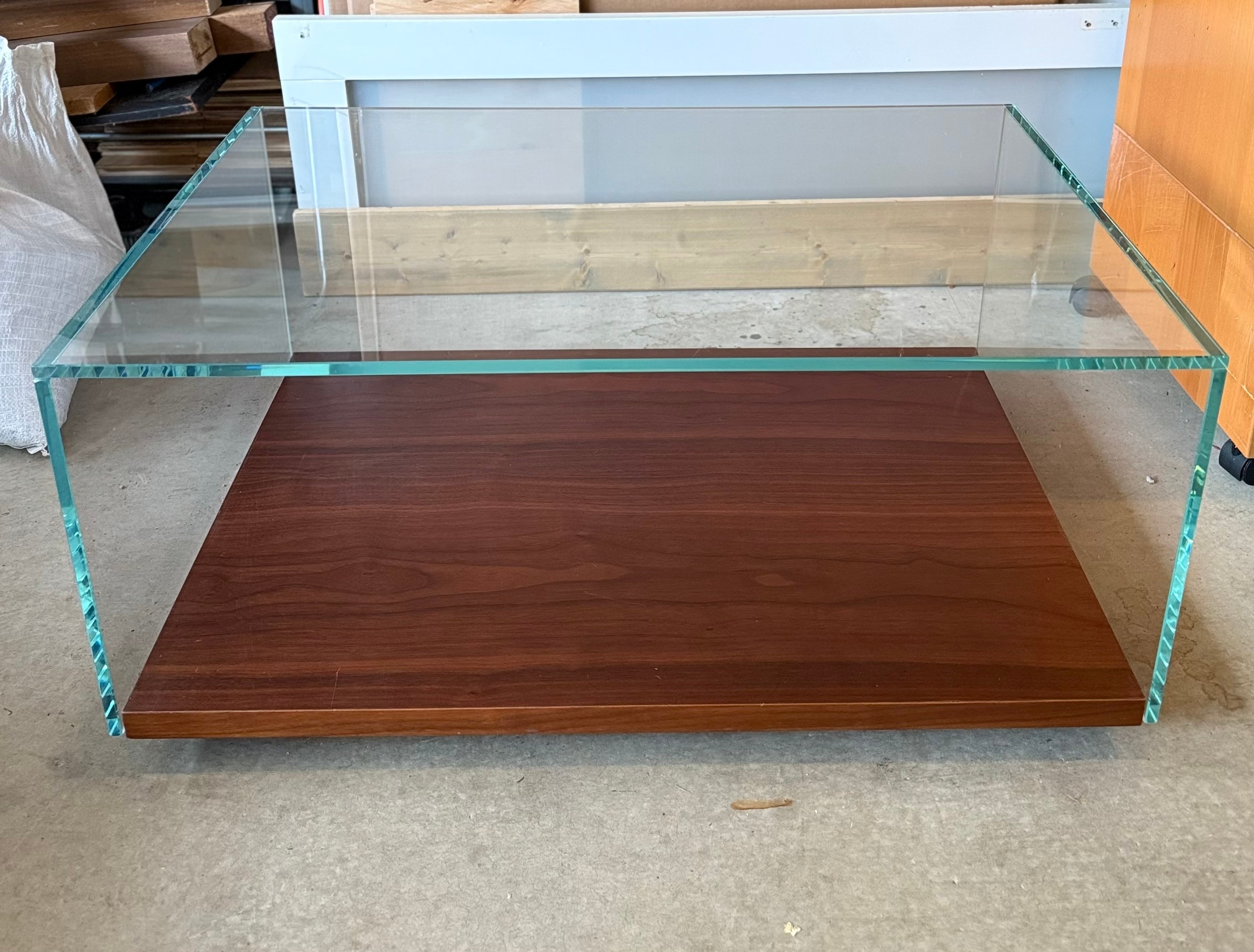 King Living Coffee Table - Glass & Wood - photo 2