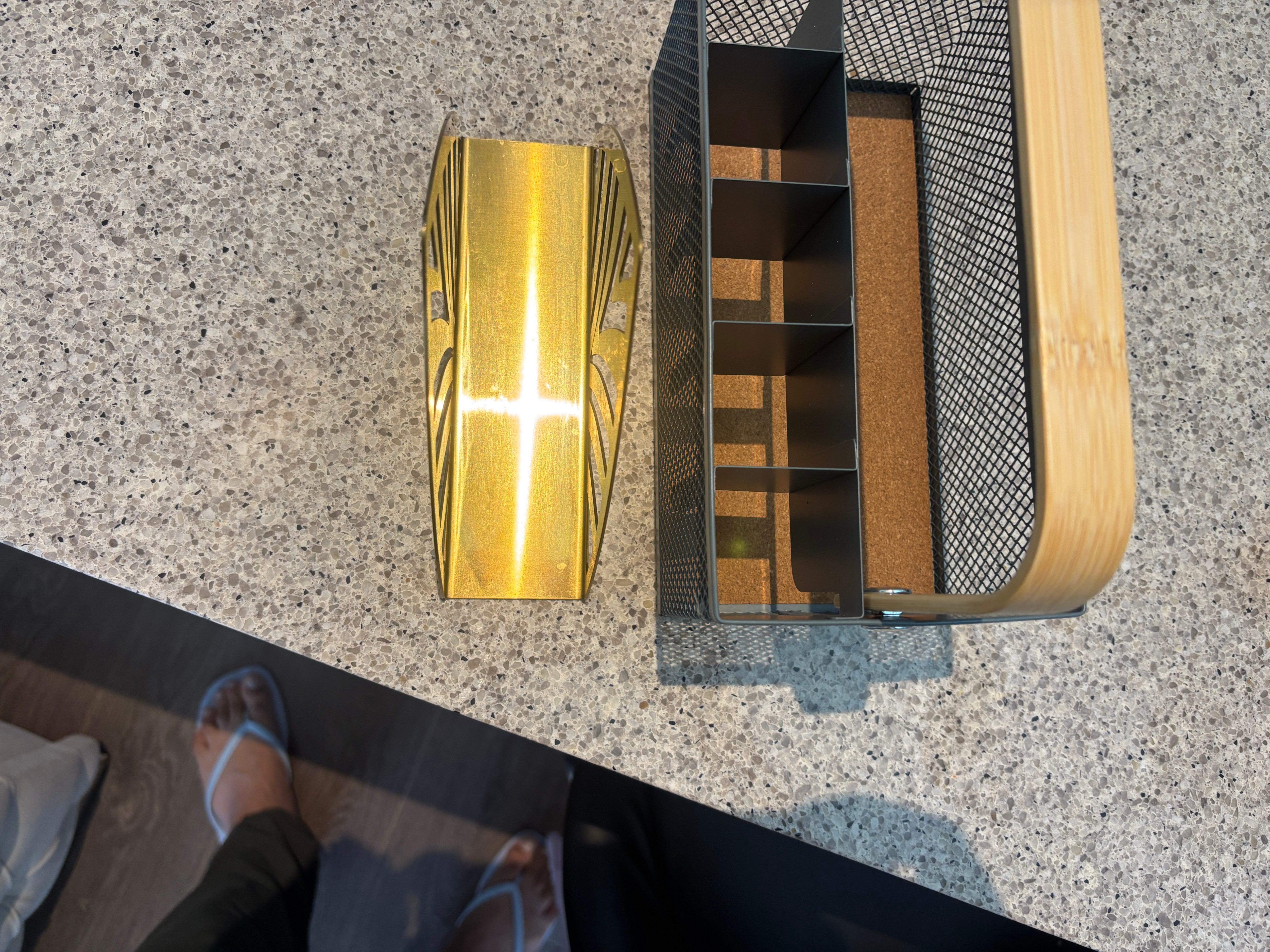 Gold Art Deco Napkin Holder & Mesh Utensil Caddy - Like New! - photo 3