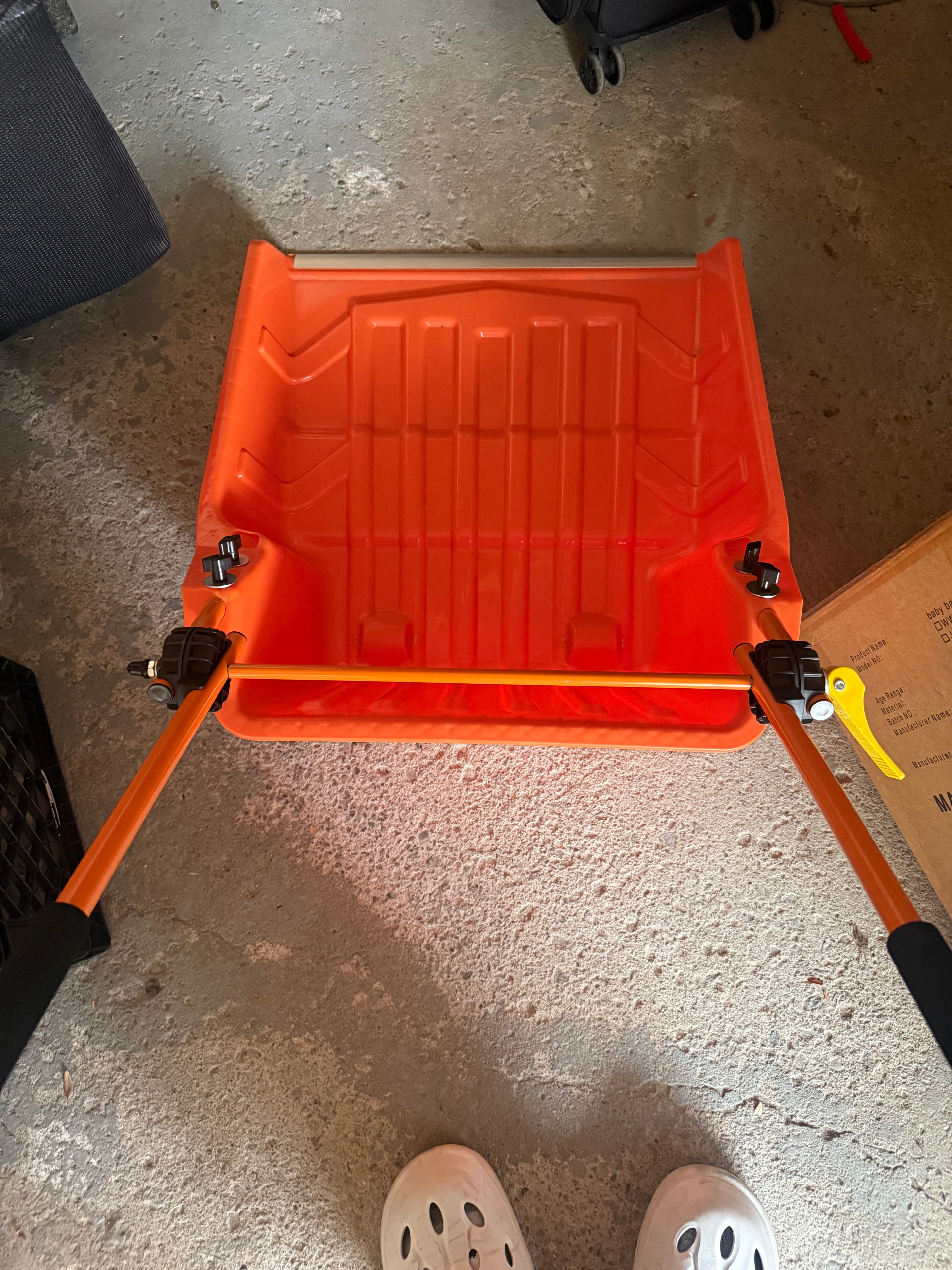 Heavy Duty Snow Pusher Shovel / Large Sleigh Shovel with Wheels - photo 2