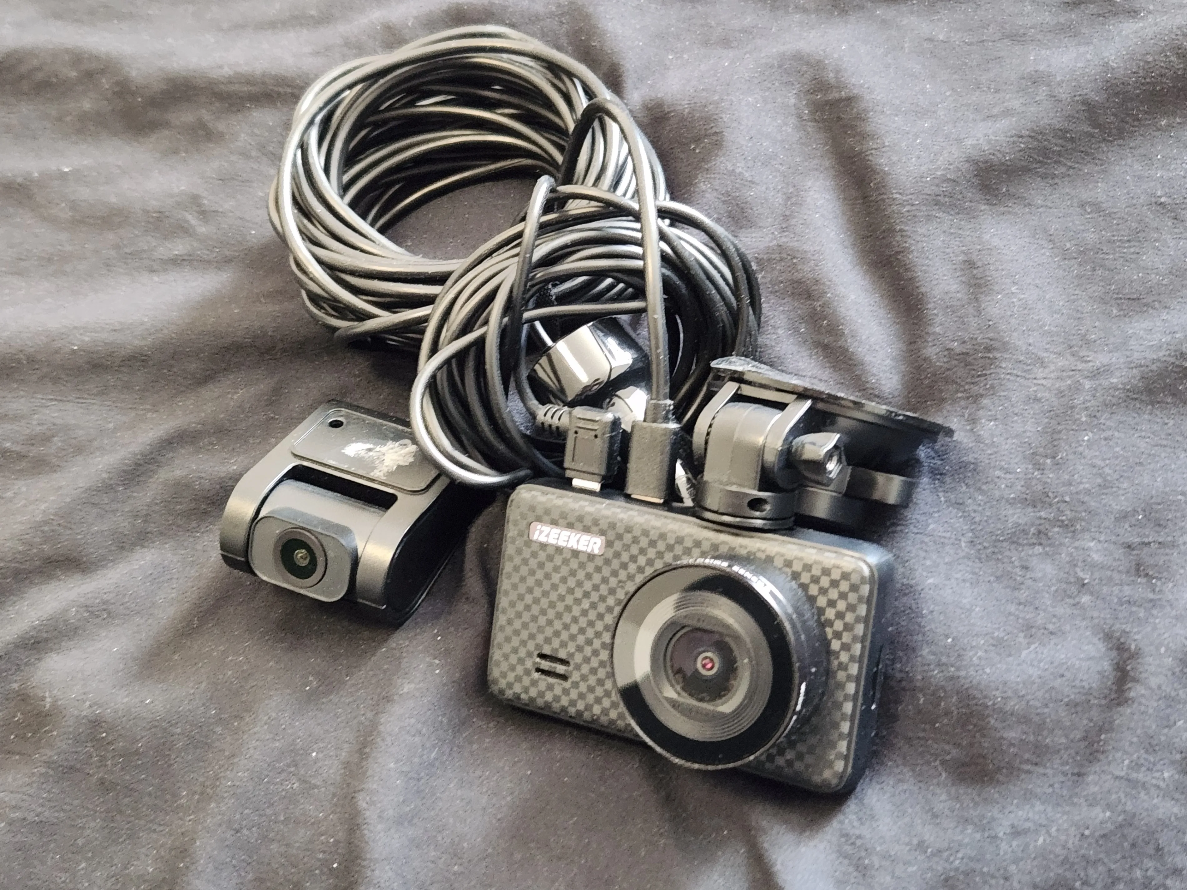 IZEEKER Dash Cam with Rear Camera - photo 2