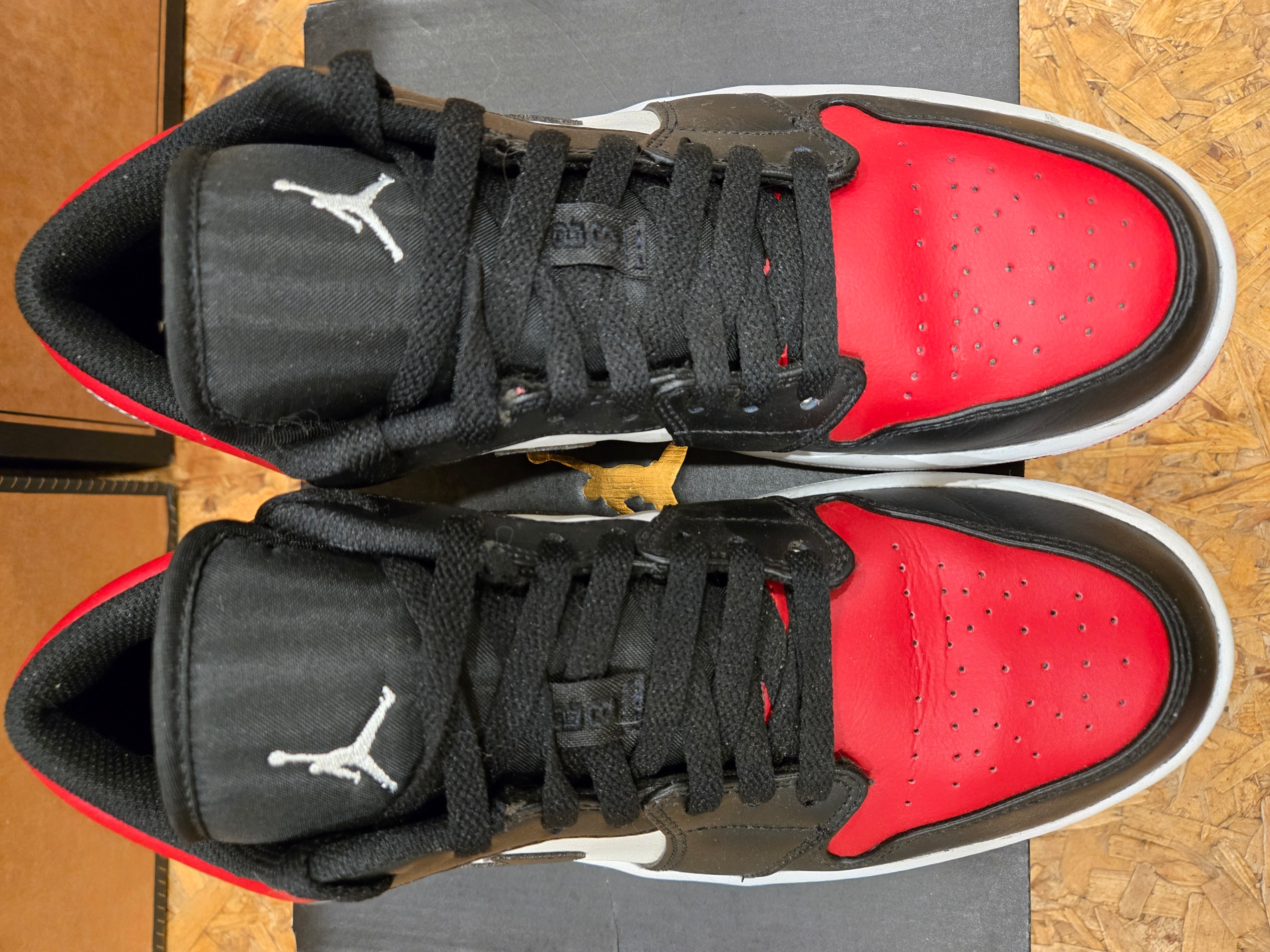 Nike Air Jordan 1 Low -- men's 10 - photo 2