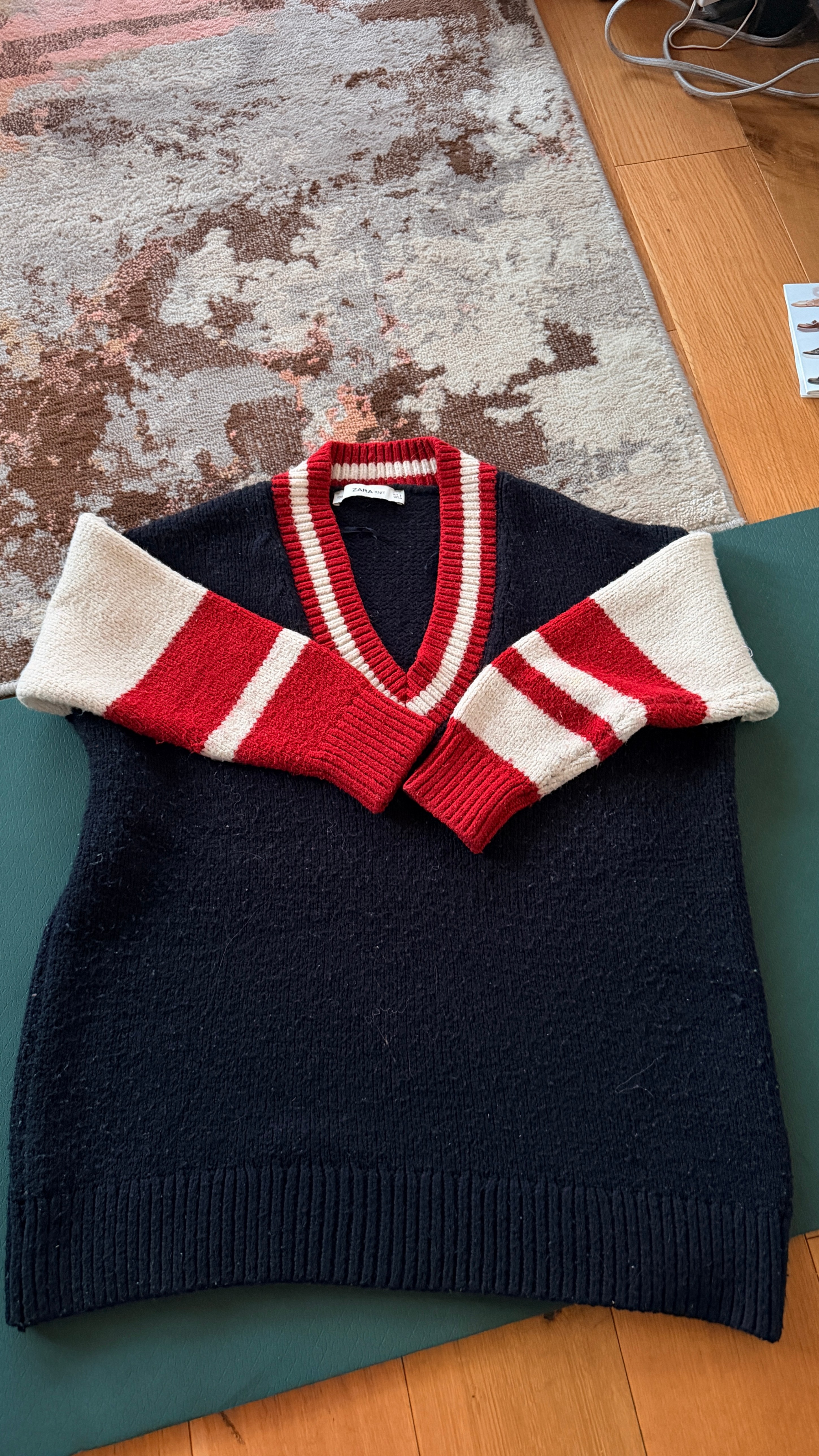 ZARA KNIT over-sized V-Neck Sweater