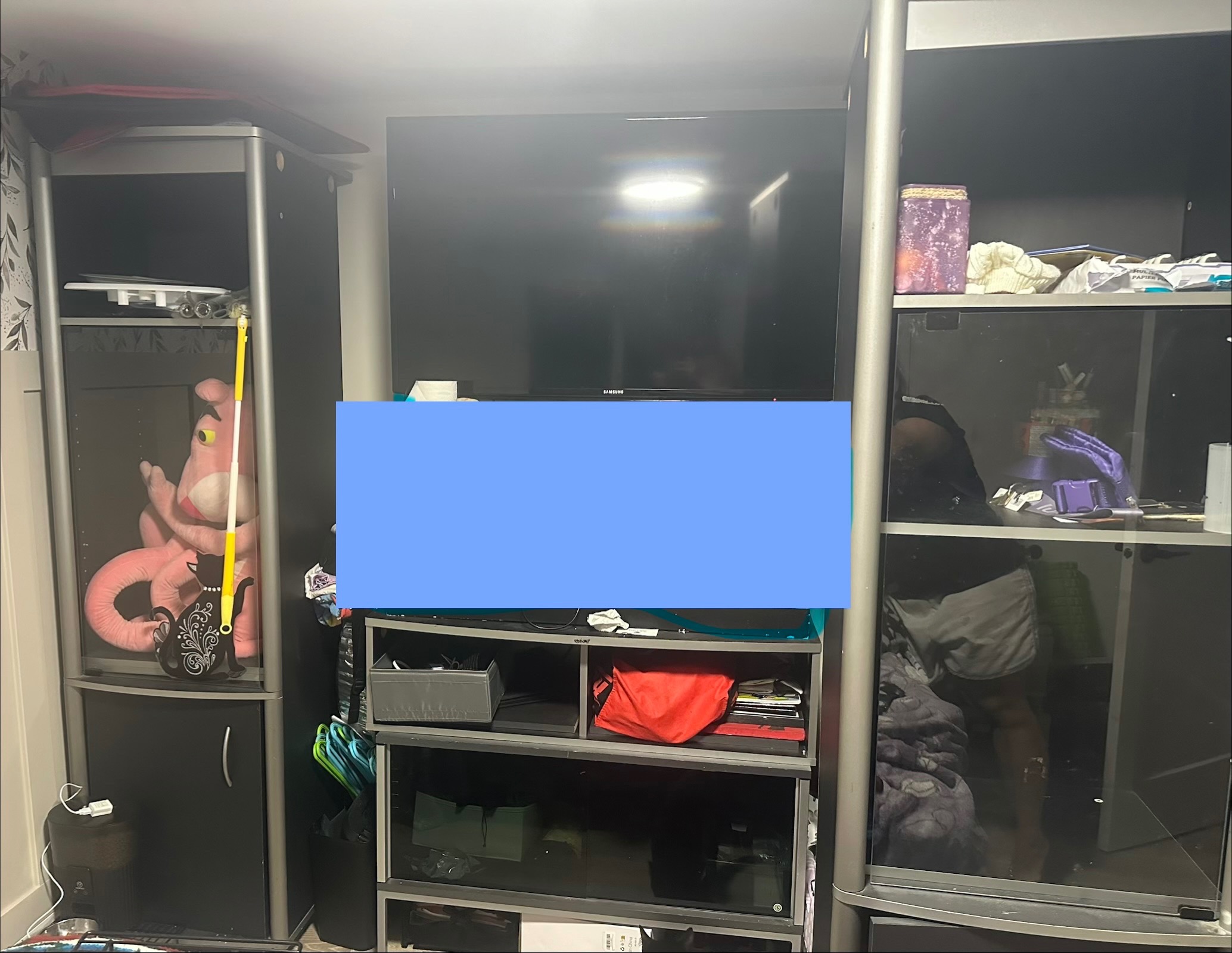 Entertainment Unit / Media Console - photo 3
