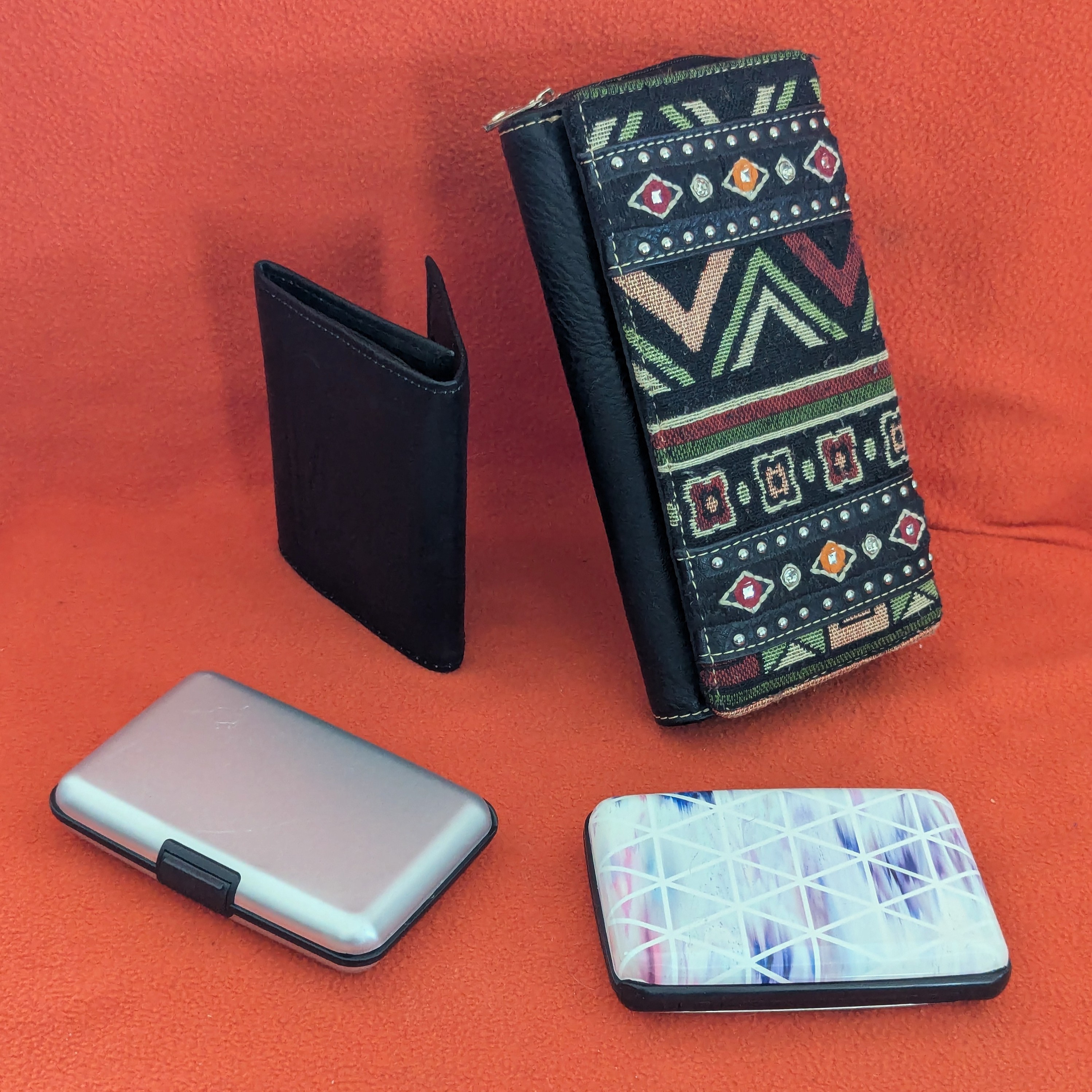 Hard case card wallets, women's & men's tri-fold wallets