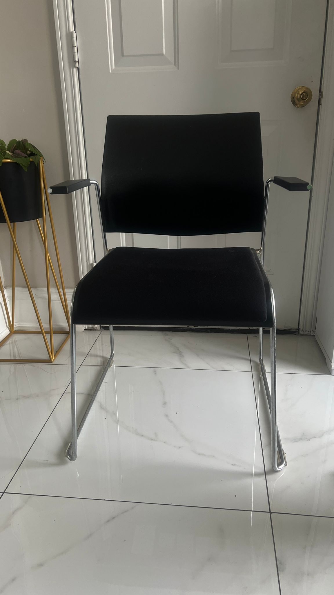 Chairs - photo 2
