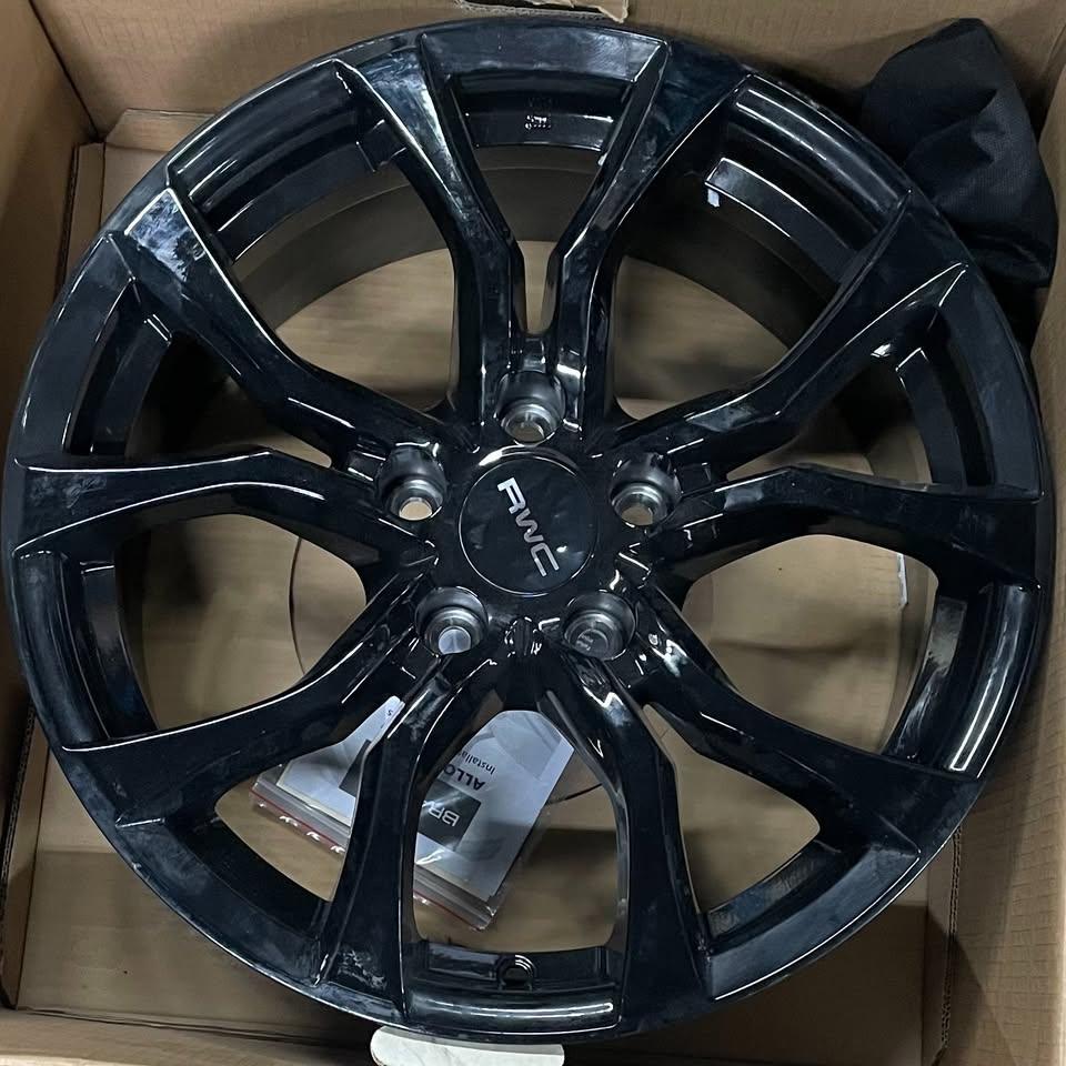 18inch GM80 67.1MM 5X120 RIMS - photo 2