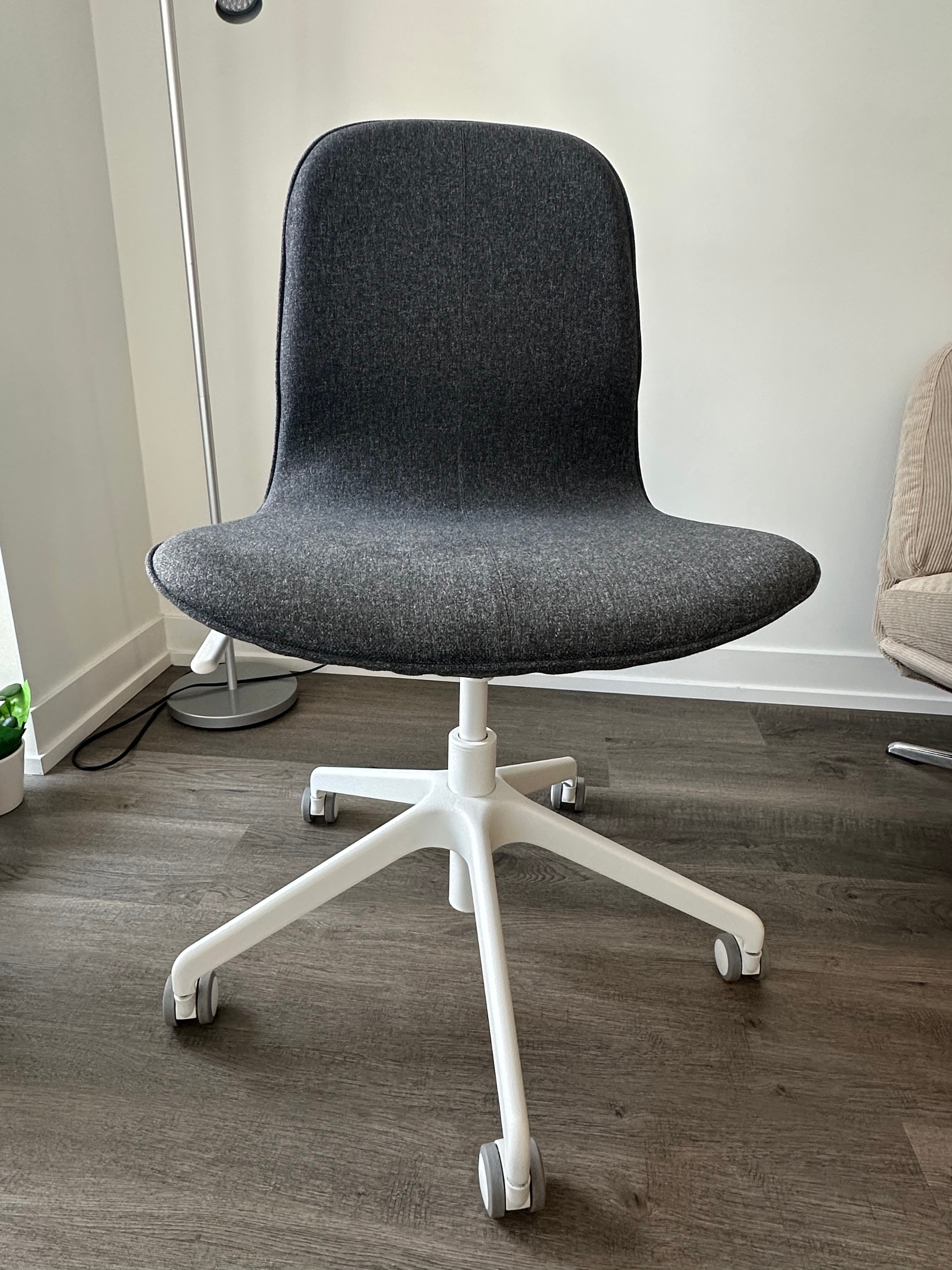 IKEA LÄNGFJÄLL Conference Chair - Gunnared Dark Grey/White - photo 4