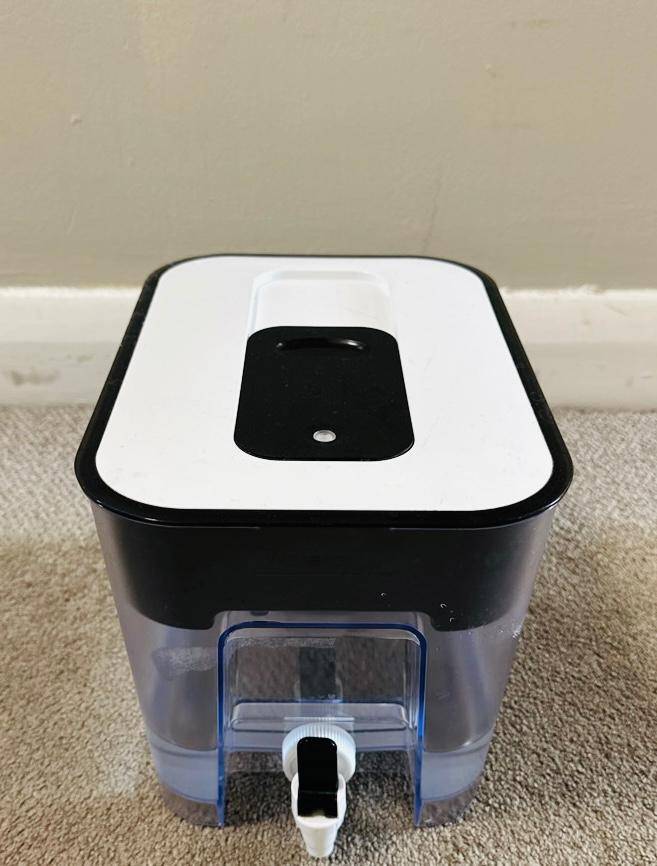 Waterdrop Water Dispenser / Pitcher