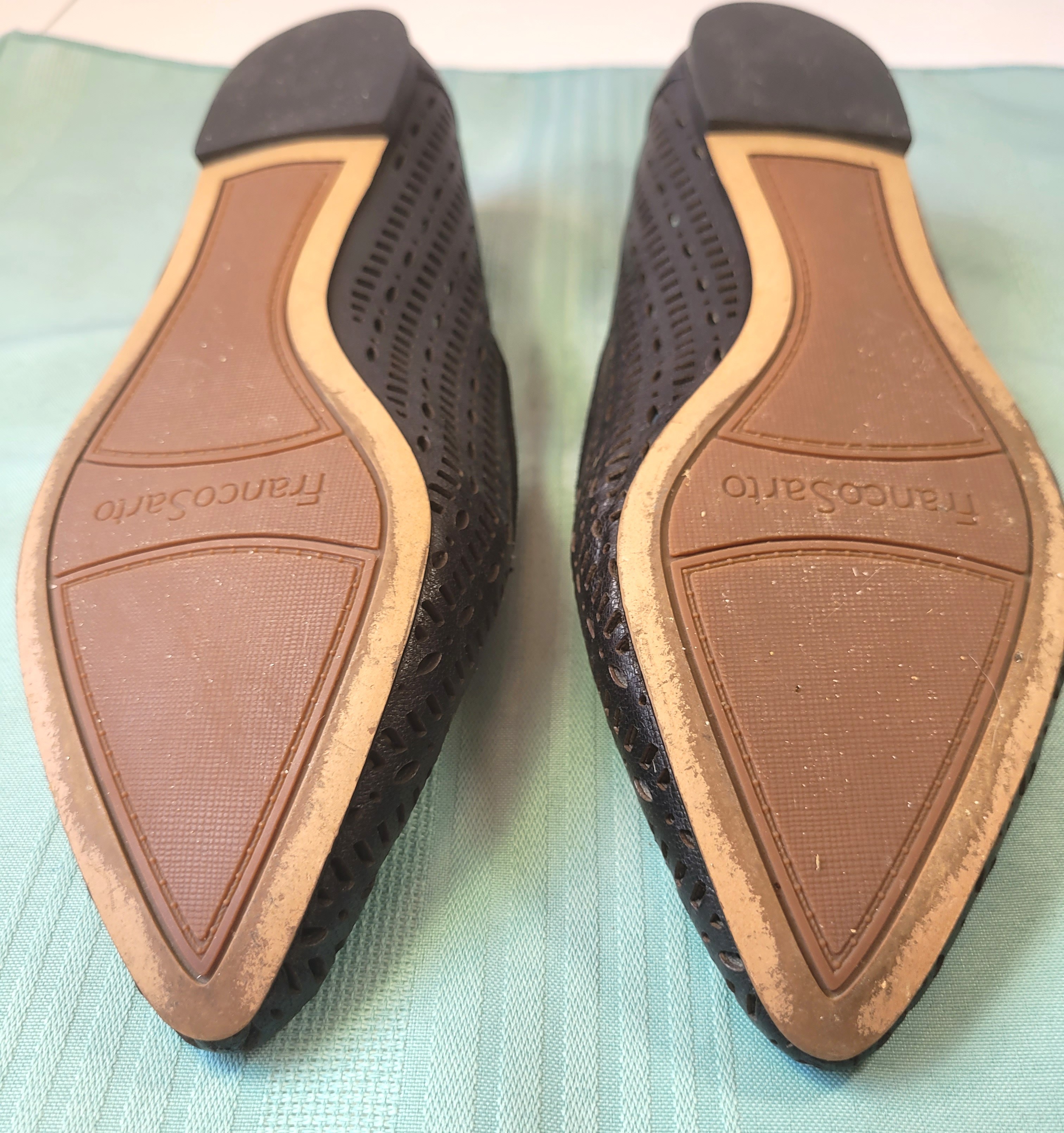 Franco Sarto Black Perforated Leather Pointed Toe Slip On Flats - photo 3