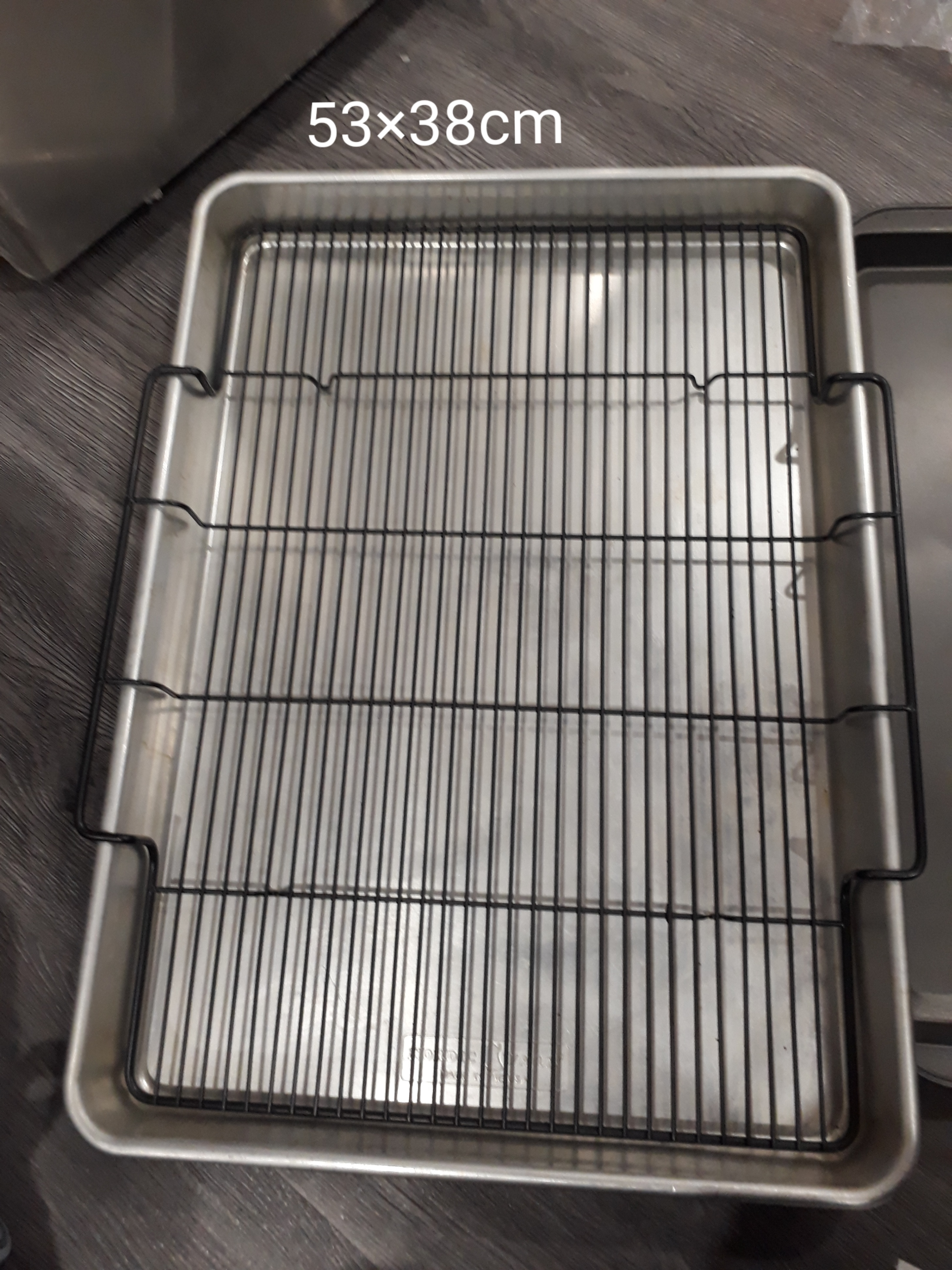 Baking pan with Cooling Rack & Muffin Pan