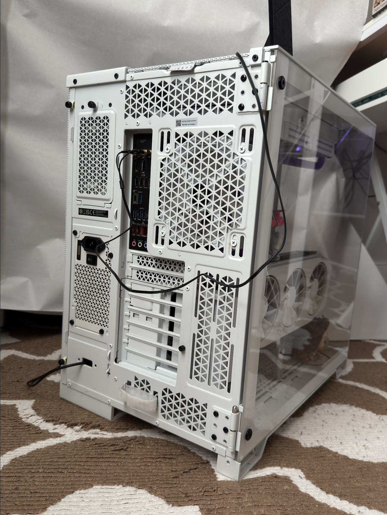 Corsair 6500X White Dual Chamber Case - photo 3