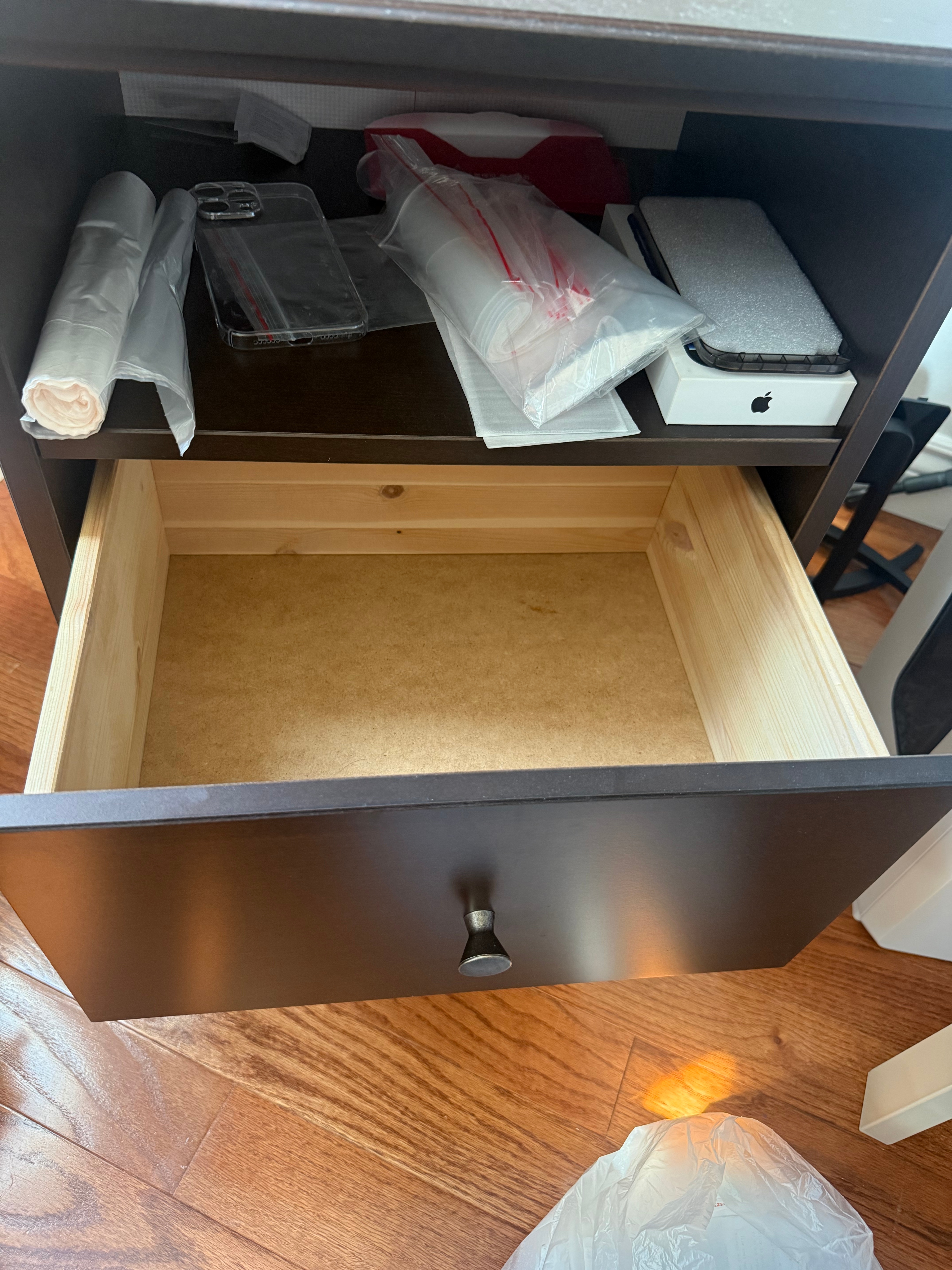 Dark Brown Wooden Nightstand / End Table with Drawer & Shelf