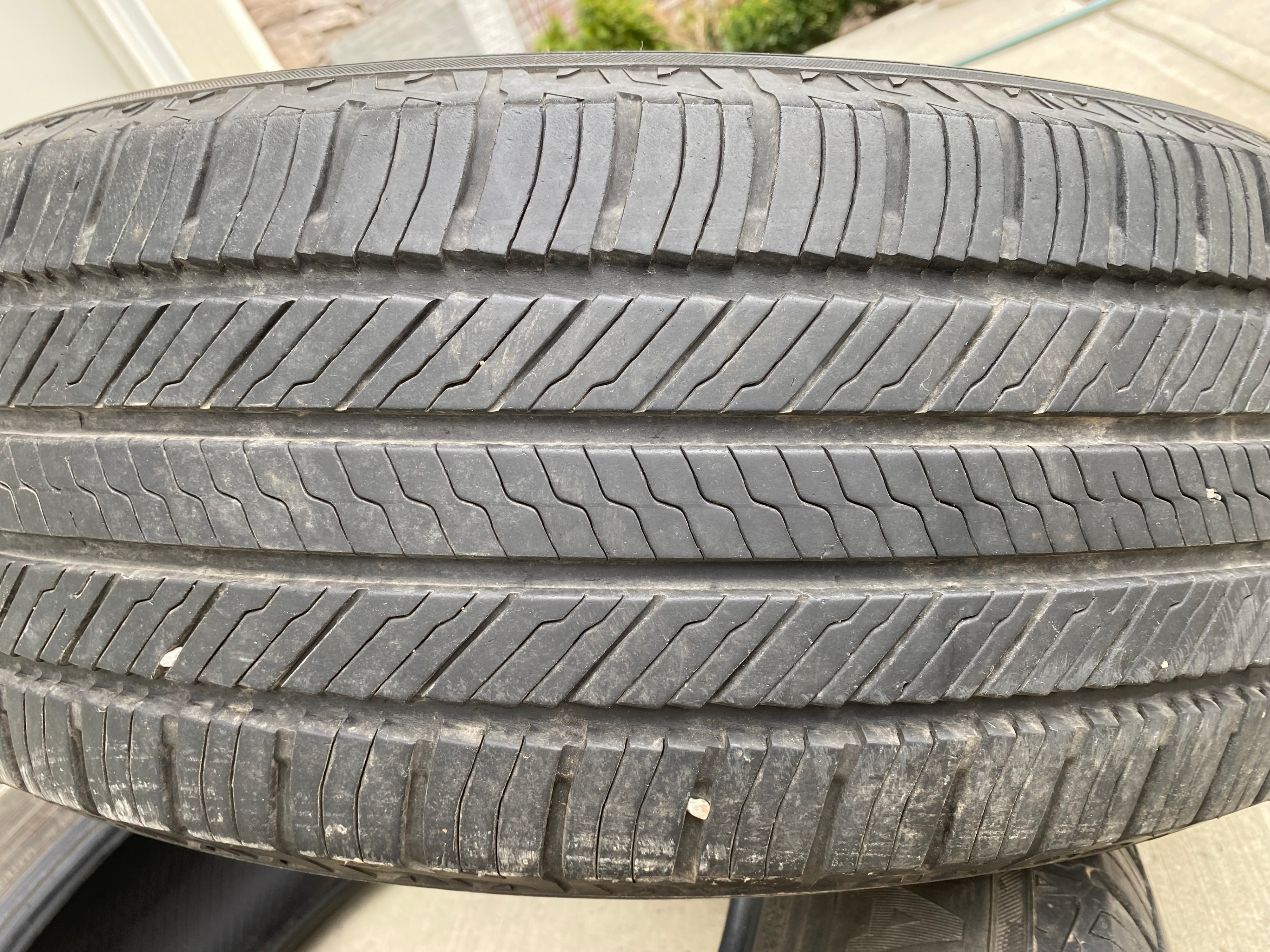 235 65 R18 – Pair of YOKOHAMA All-Season Tires (235 65 18)– $160