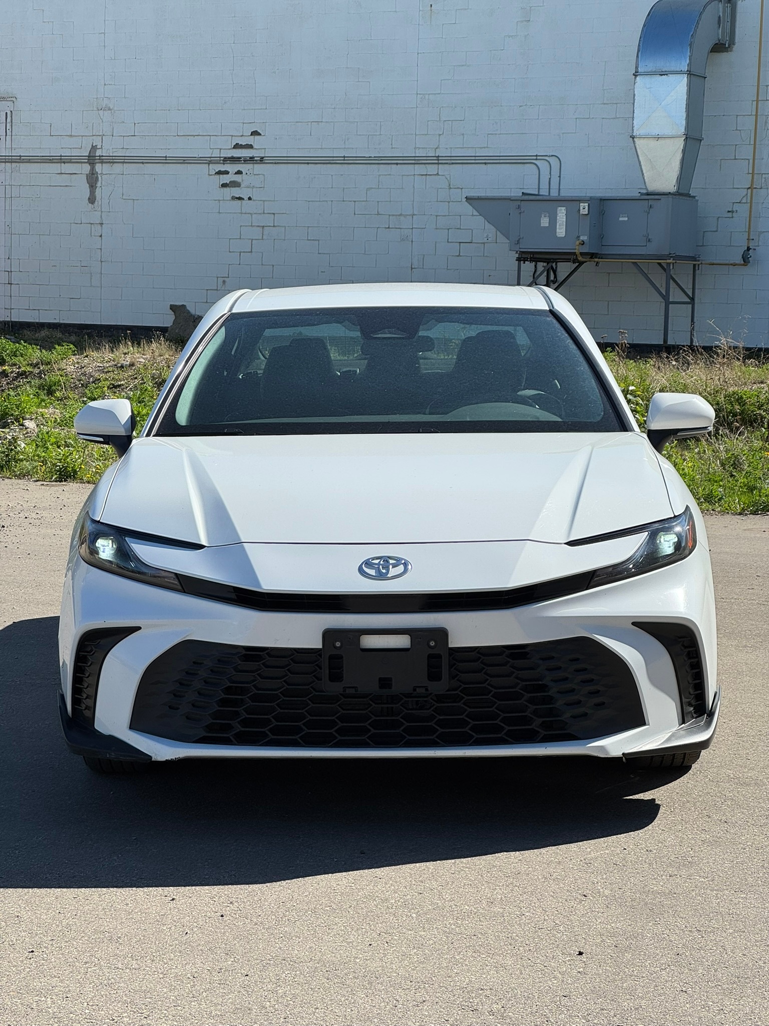 2025 Toyota Camry Hybrid SE - Fully Inspected