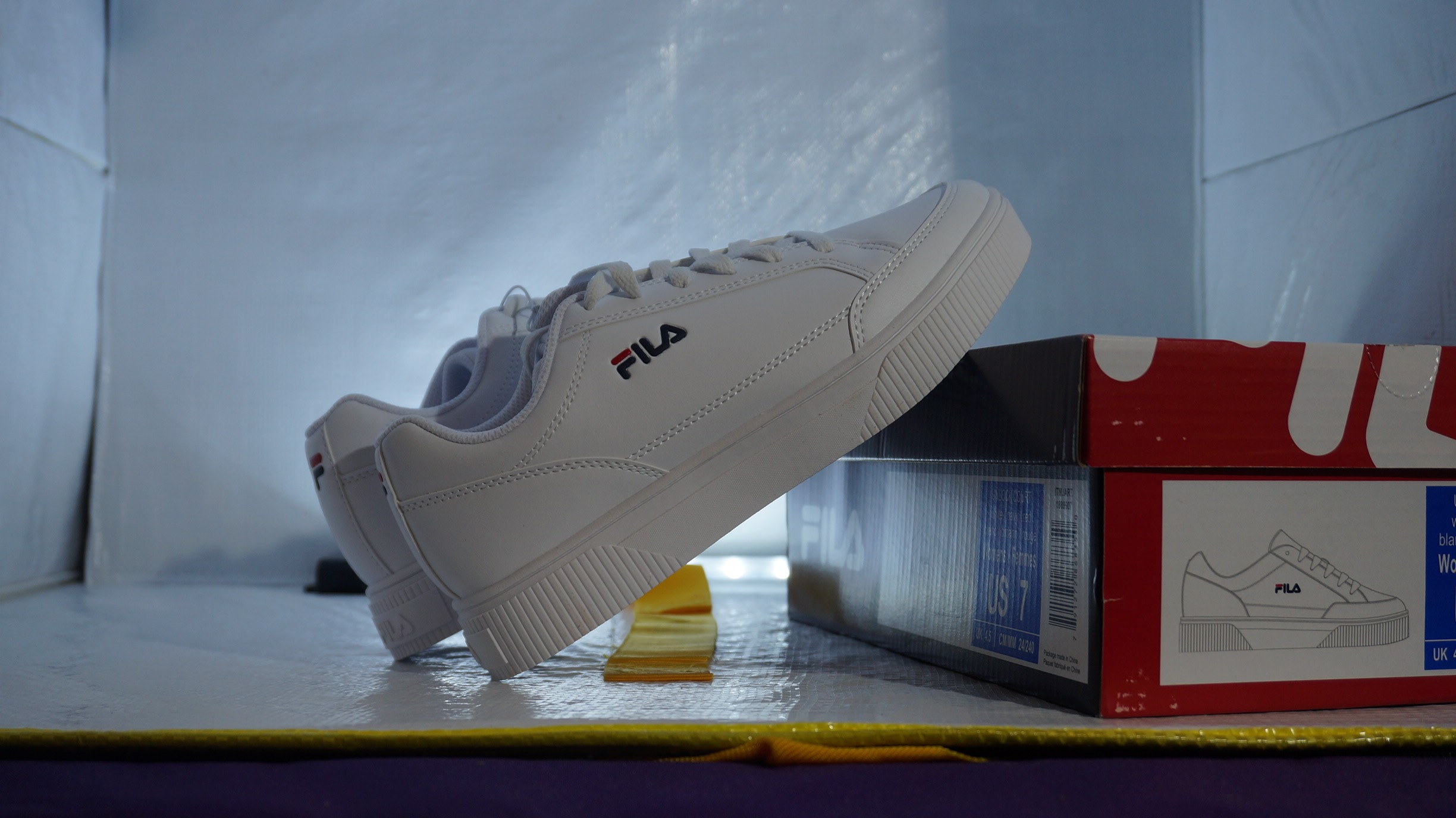 Fila Unlock Court Women's Sneakers - White/Navy/Red, Size US 7 - photo 2