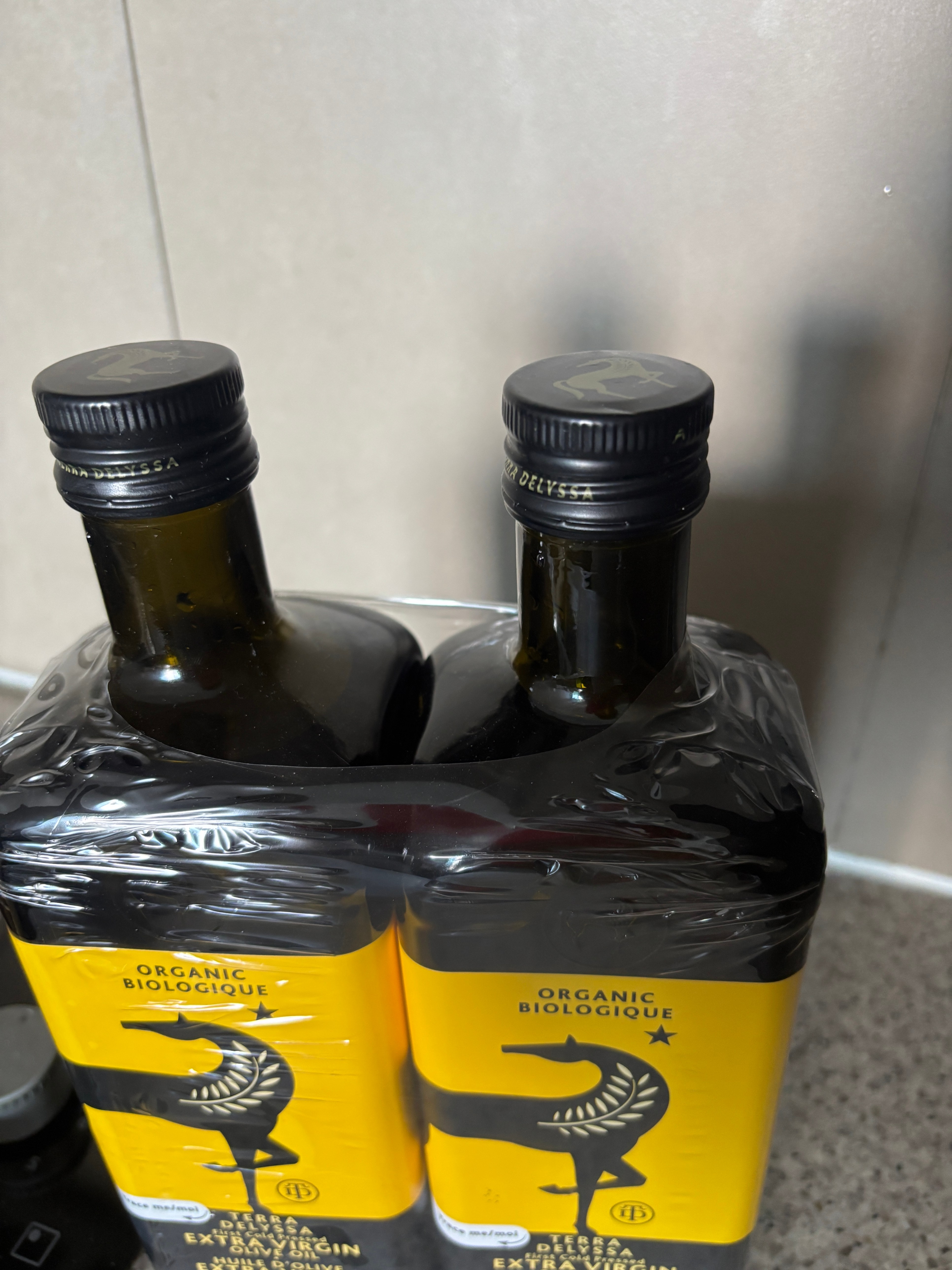 Terra Delyssa Organic Extra Virgin Olive Oil - 2 Pack (1L each) - photo 2