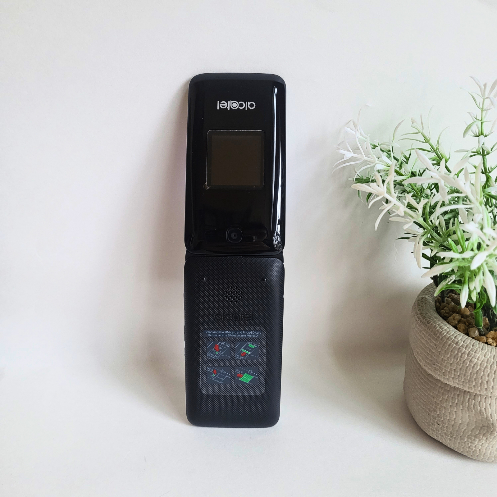 Pre-loved - Alcatel Go Flip Unlocked Phone - South Ajax - photo 2